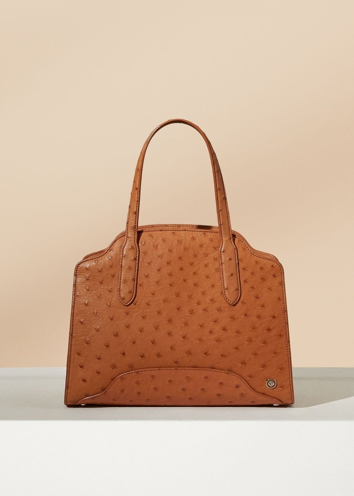 Loro Piana o1srvl11e0924 Size: / OS Medium Sesia Bag in Brown Size ONE SIZE - 1 Thumbnail