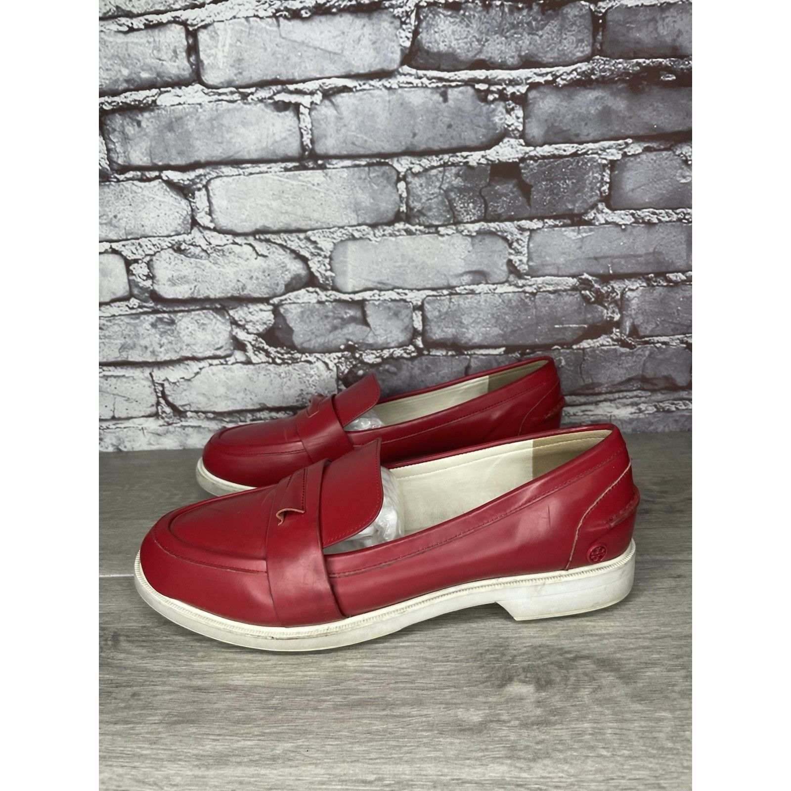 Tory Burch Tory Burch Red Leather Pocket Tee Casual Golf Shoes Women’s Size US 11 / IT 41 - 15 Thumbnail