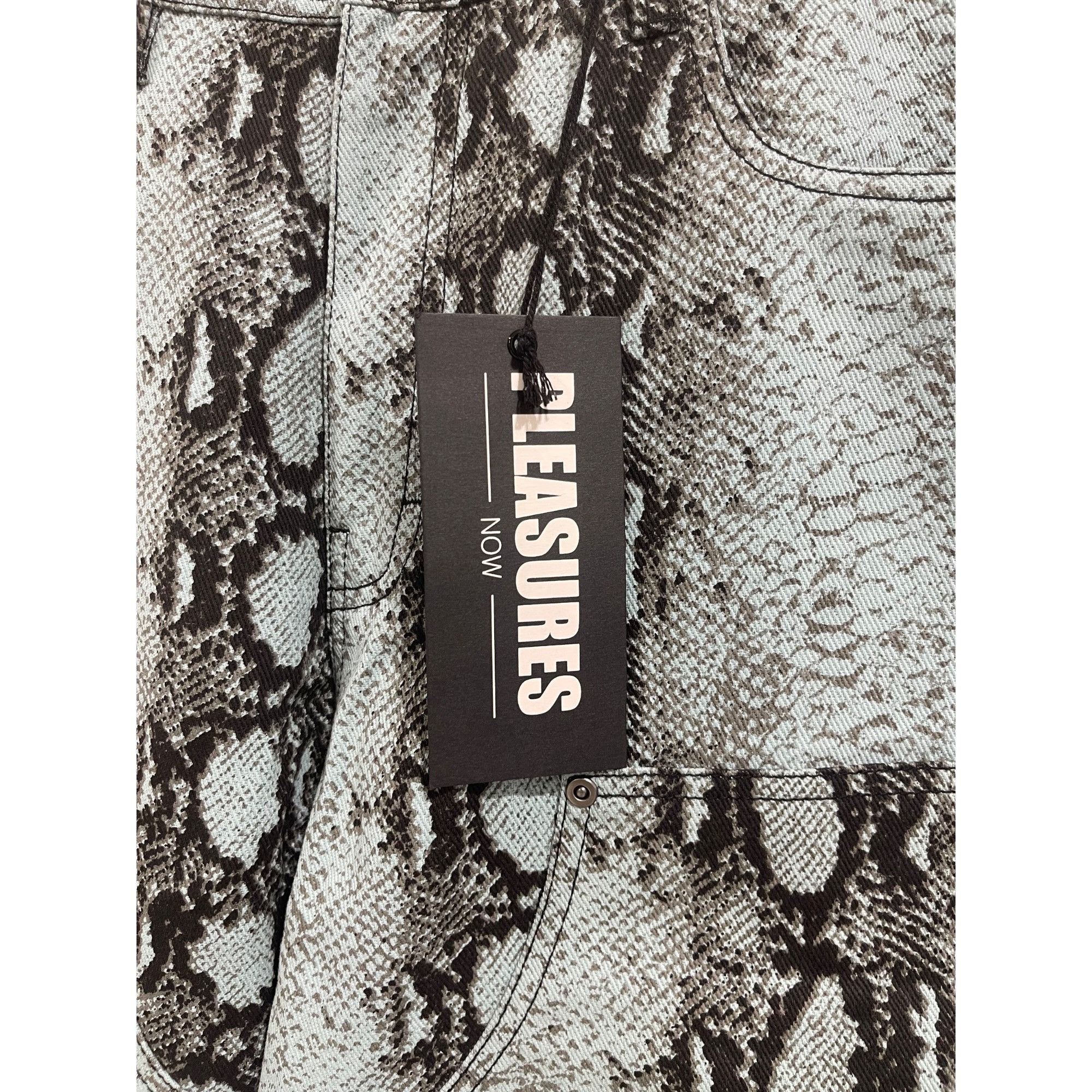 Pleasures NWT PLEASURES ZION SNAKE DOUBLE KNEE WORK CARPENTER PANTS 34 Size US 34 / EU 50 - 7 Thumbnail