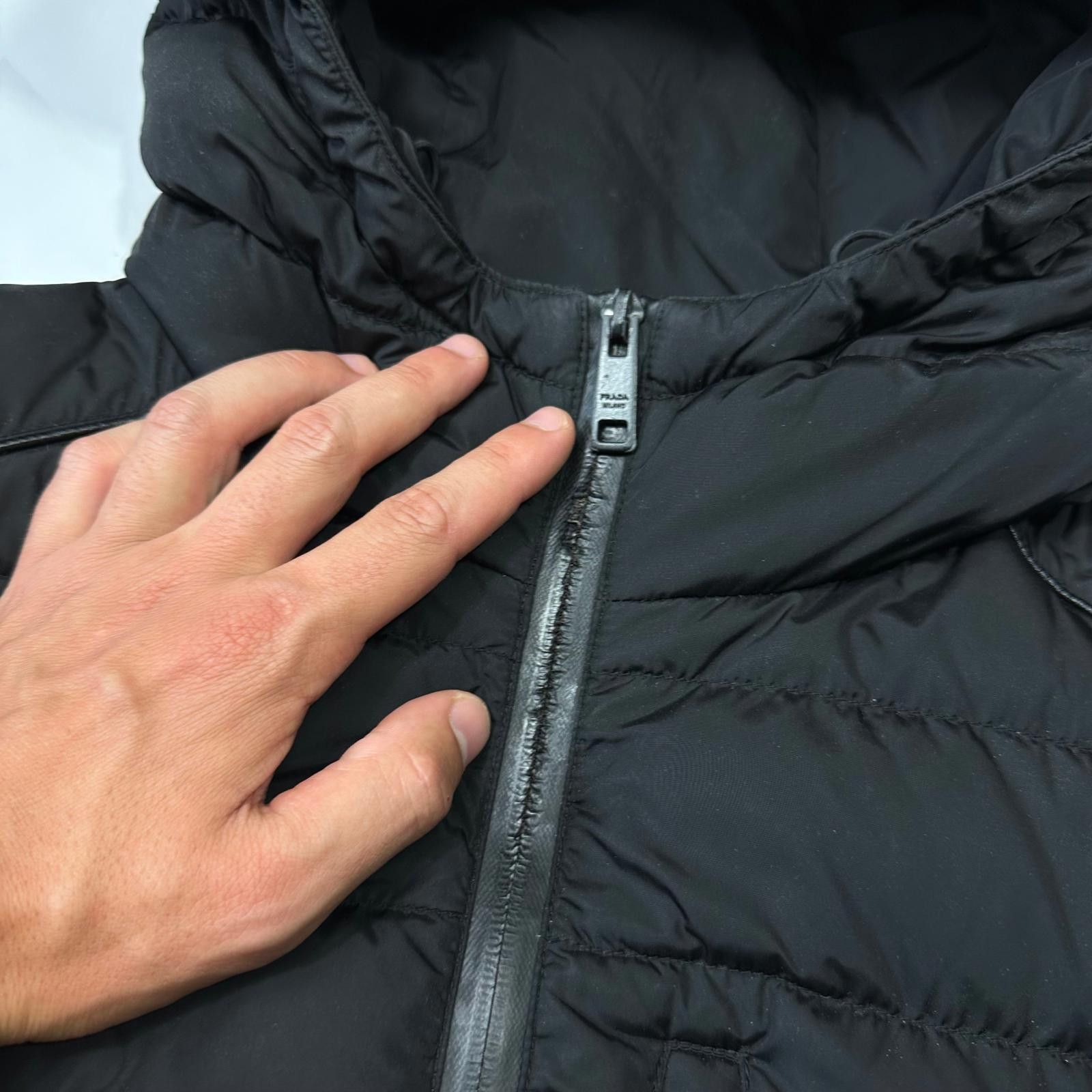 Prada Prada 2018 Laminated Nylon Duck Down Puffer - IT52 (L) Size US L / EU 52-54 / 3 - 7 Thumbnail