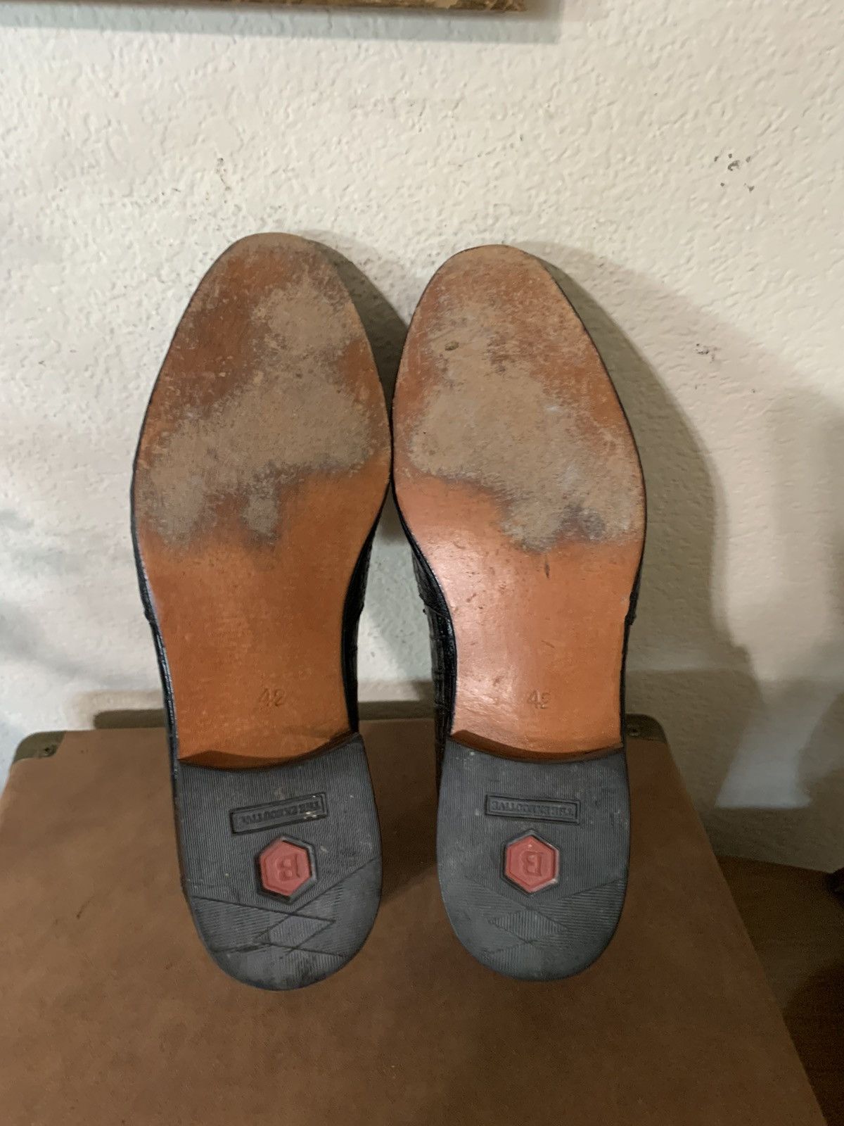 Bally × Vintage Cayman Croc slip on Penny loafers Size US 9 / EU 42 - 7 Thumbnail