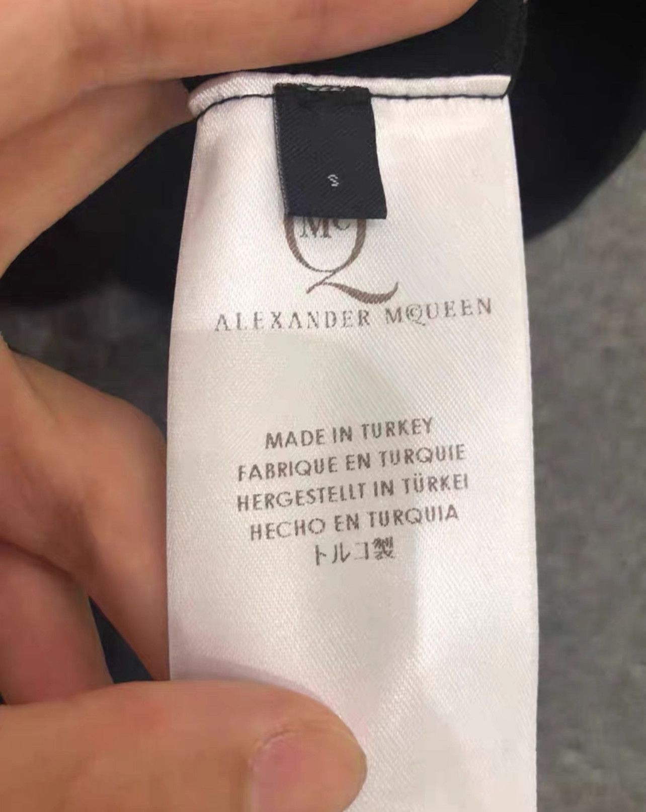 Alexander McQueen Alexander McQueen Spider-print T-shirt Size S Brand New Size US S / EU 44-46 / 1 - 5 Thumbnail