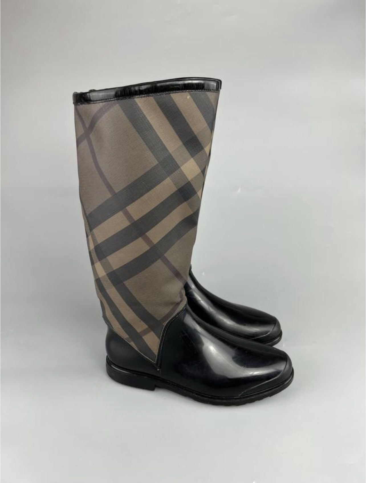 Burberry Burberry Check Rubber Boots Size EU39 UK6 Made in Italy Size US 8 / IT 38 - 1 Thumbnail