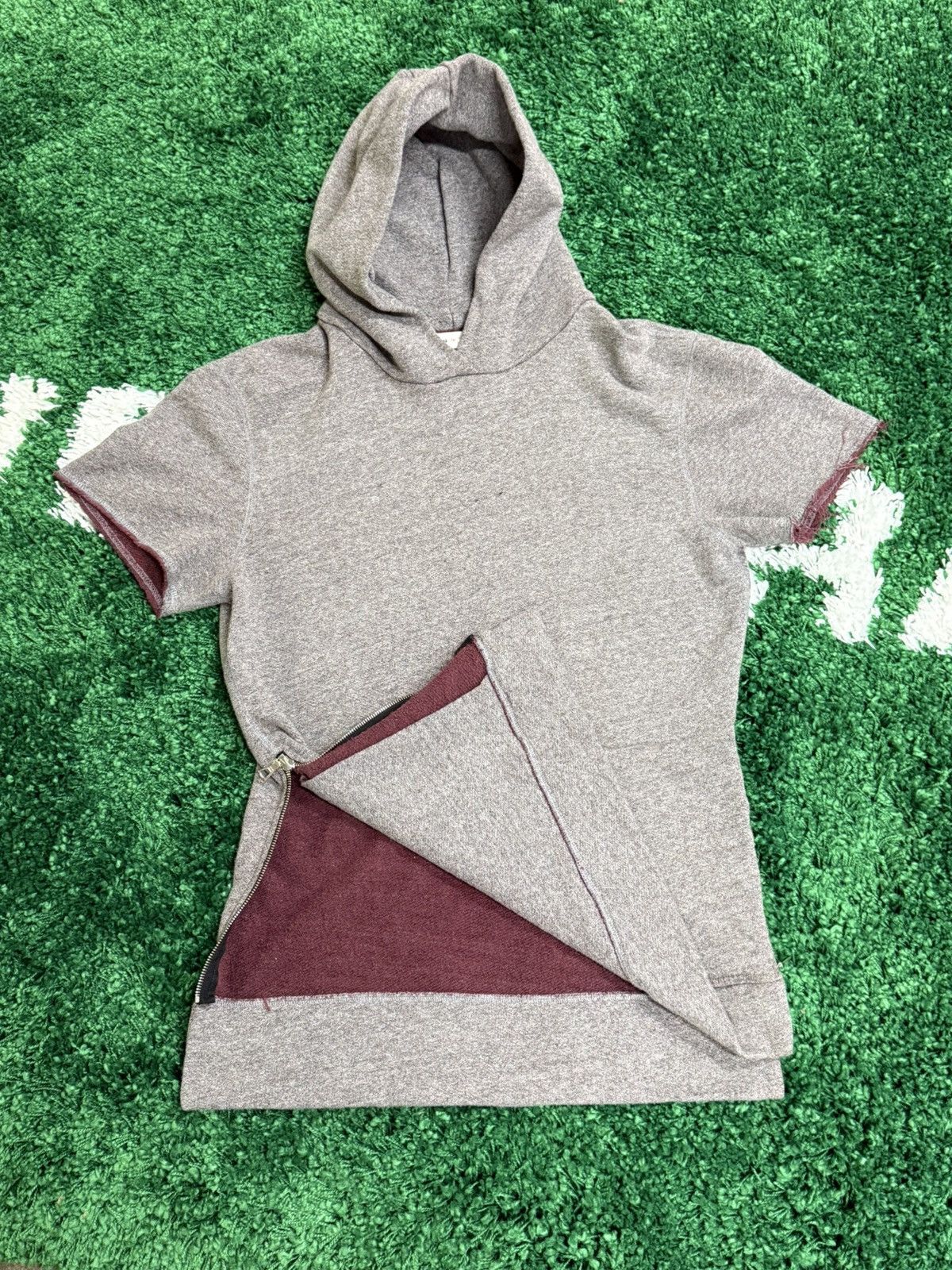 John Elliott × Kith Kith X John Elliott Short Sleeve Villain Hoodie Mens Grey Size US L / EU 52-54 / 3 - 1 Thumbnail