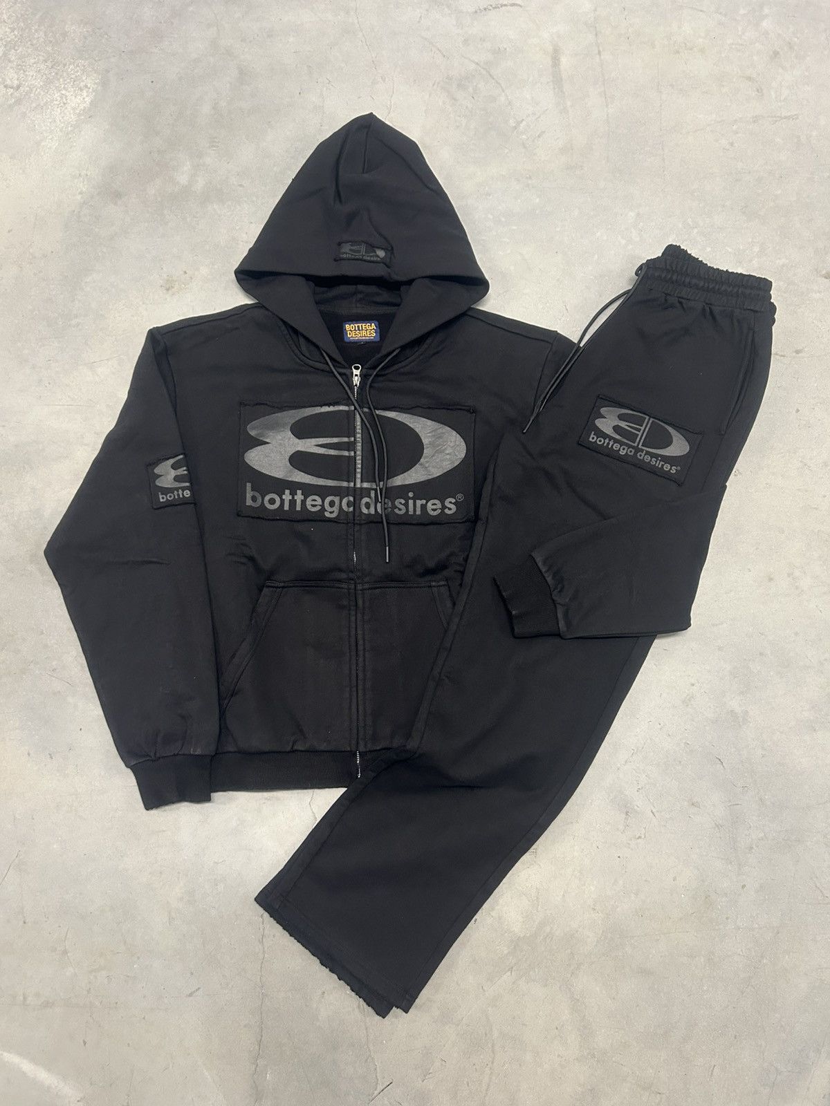 Bottega Desires Bottega Desires Black Tech Suit Hoodie & Sweats 2X-Large New Size US XXL / EU 58 / 5 - 1 Thumbnail