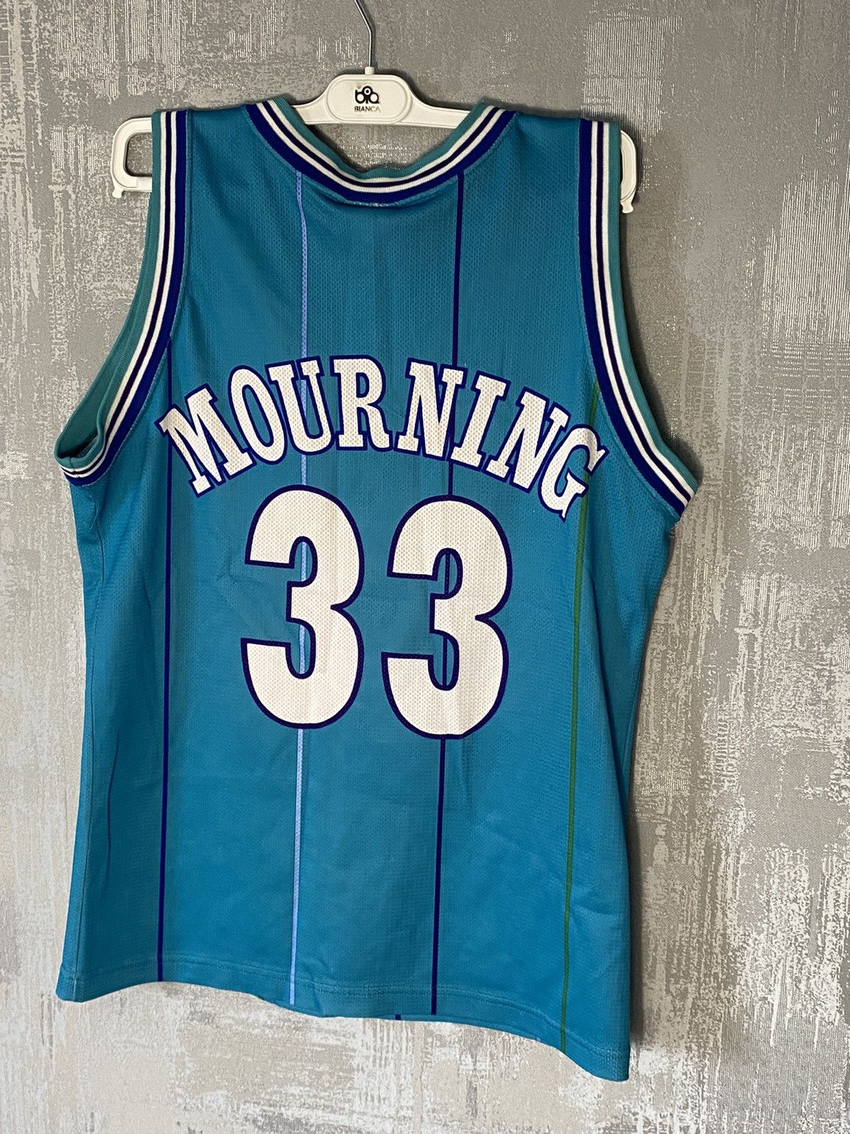 Champion × NBA × Vintage 90s Vintage Champion Charlotte NBA Jersey #33 Mouring Size US S / EU 44-46 / 1 - 2 Thumbnail