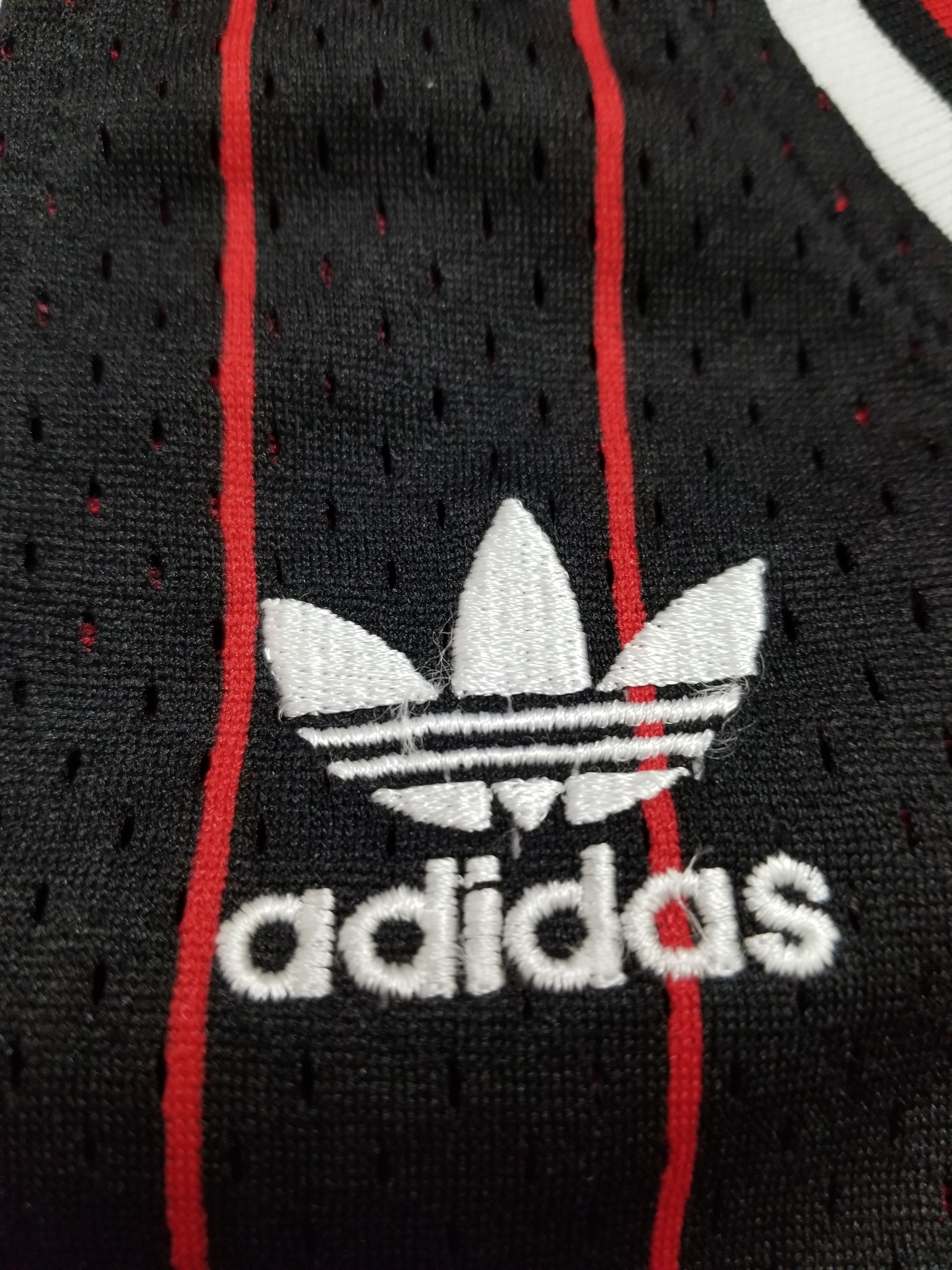 Adidas Dennis Rodman #91 Chicago Bulls NBA Embroidered Jersey Size US M / EU 48-50 / 2 - 13 Thumbnail