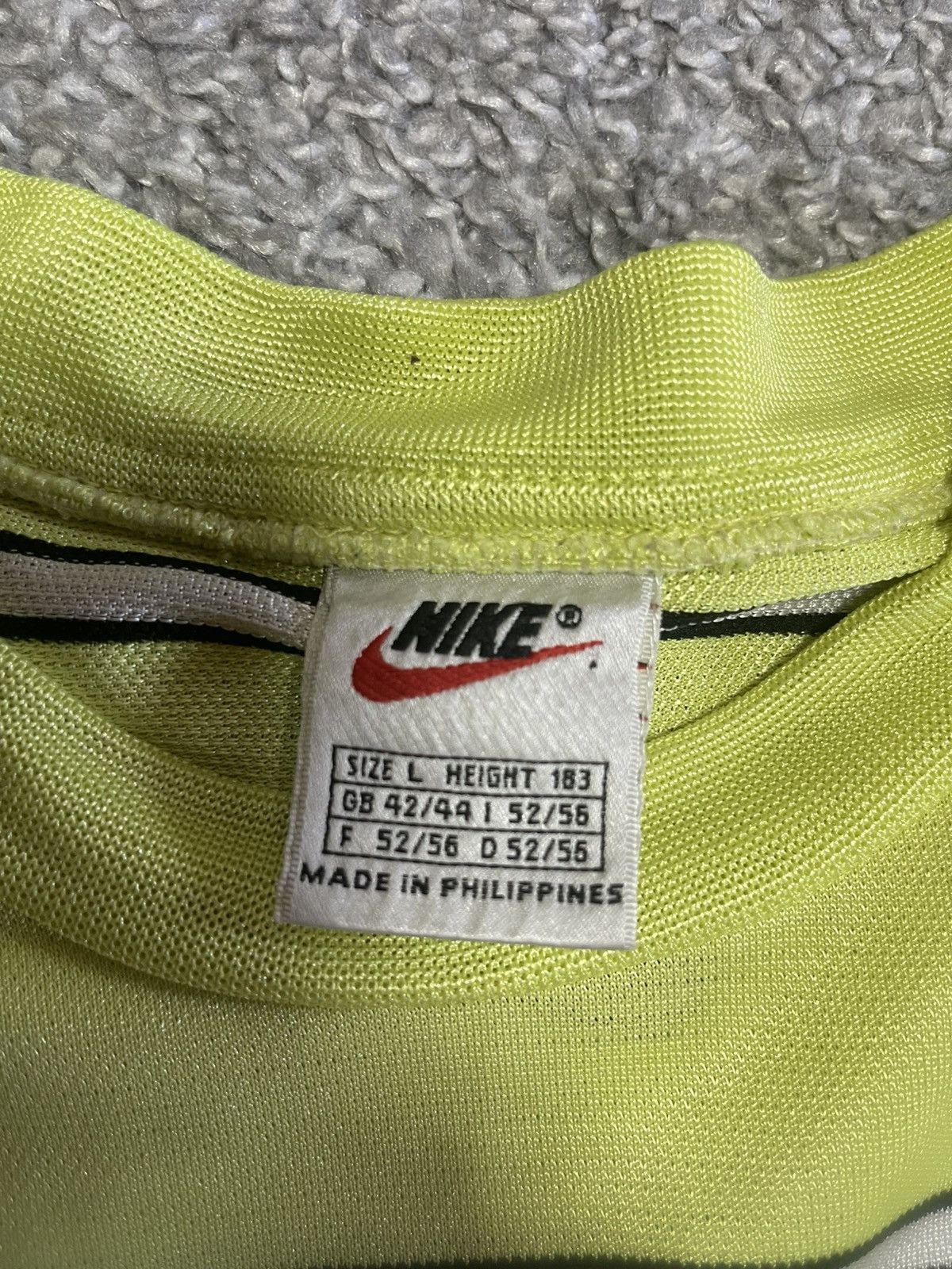 Nike × Vintage 90s NIKE VINTAGE NEON Y2K OVERSIZED DRILL BIG CENTER SWOOSH Size US L / EU 52-54 / 3 - 9 Thumbnail