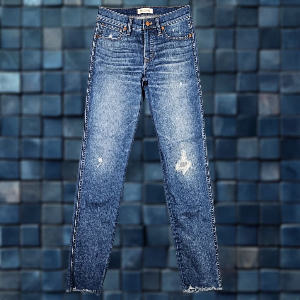 Madewell Madewell Jeans Womens 25 Blue Women High Riser Skinny distressed Raw Hem Size Size 42" / US 20 - 1 Thumbnail