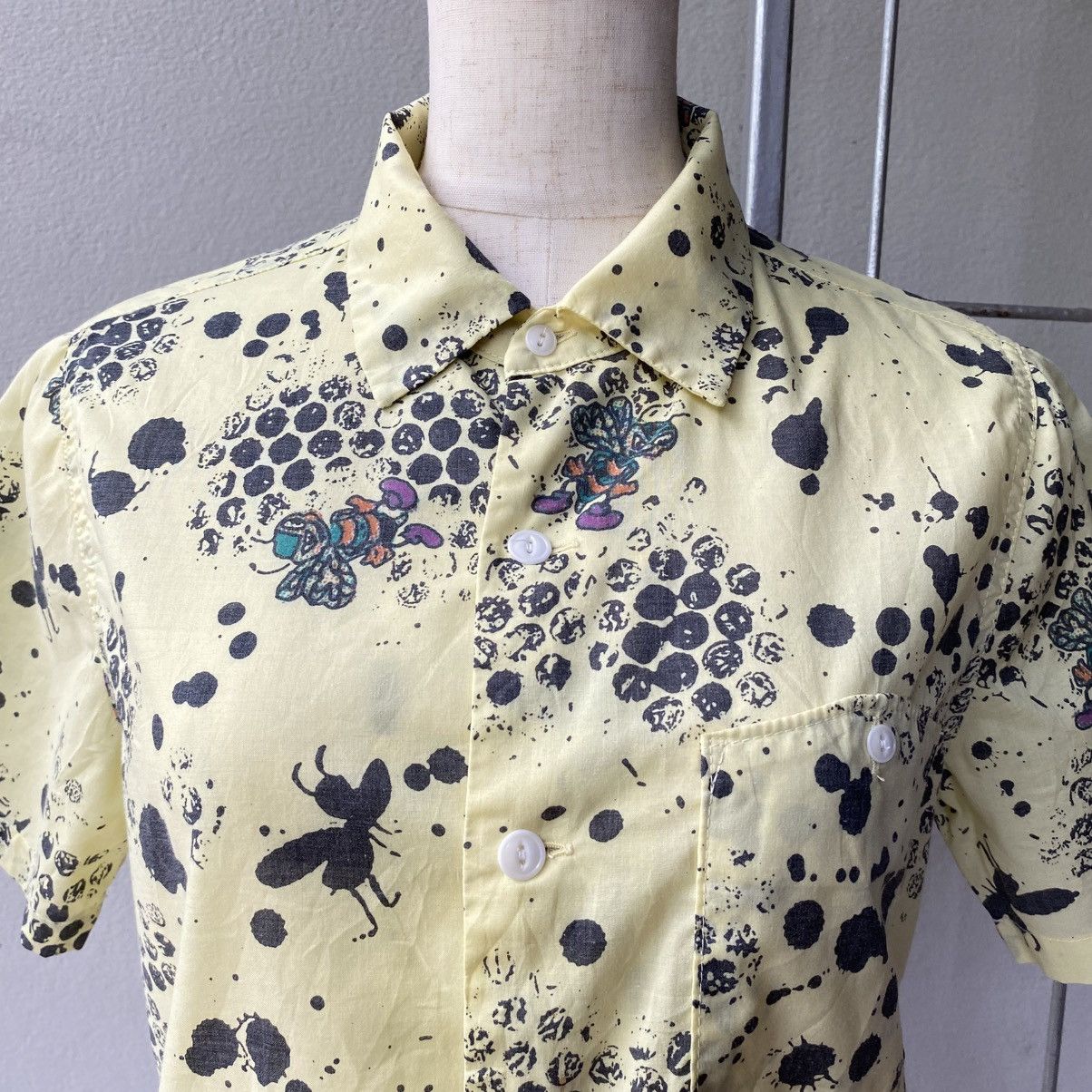 Designer × Japanese Brand RNA Inc. Yellow Honeycomb Bee Short-Sleeve Shirt Size M / US 6-8 / IT 42-44 - 7 Thumbnail