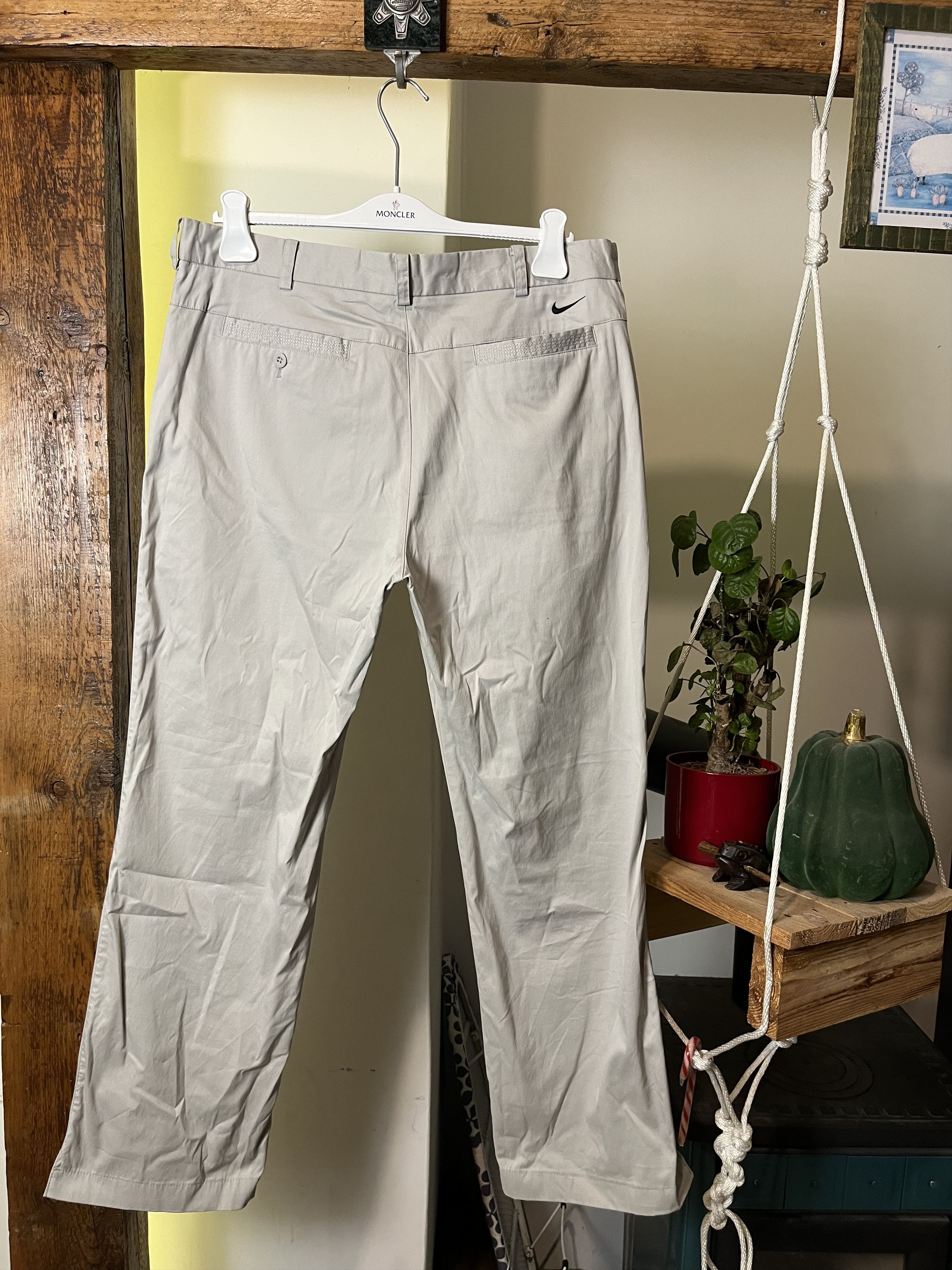 Nike × Vintage Nike Golf Dri-Fit Flat Front Tech Golfing Golf Chinos Pants Size US 34 / EU 50 - 2 Thumbnail