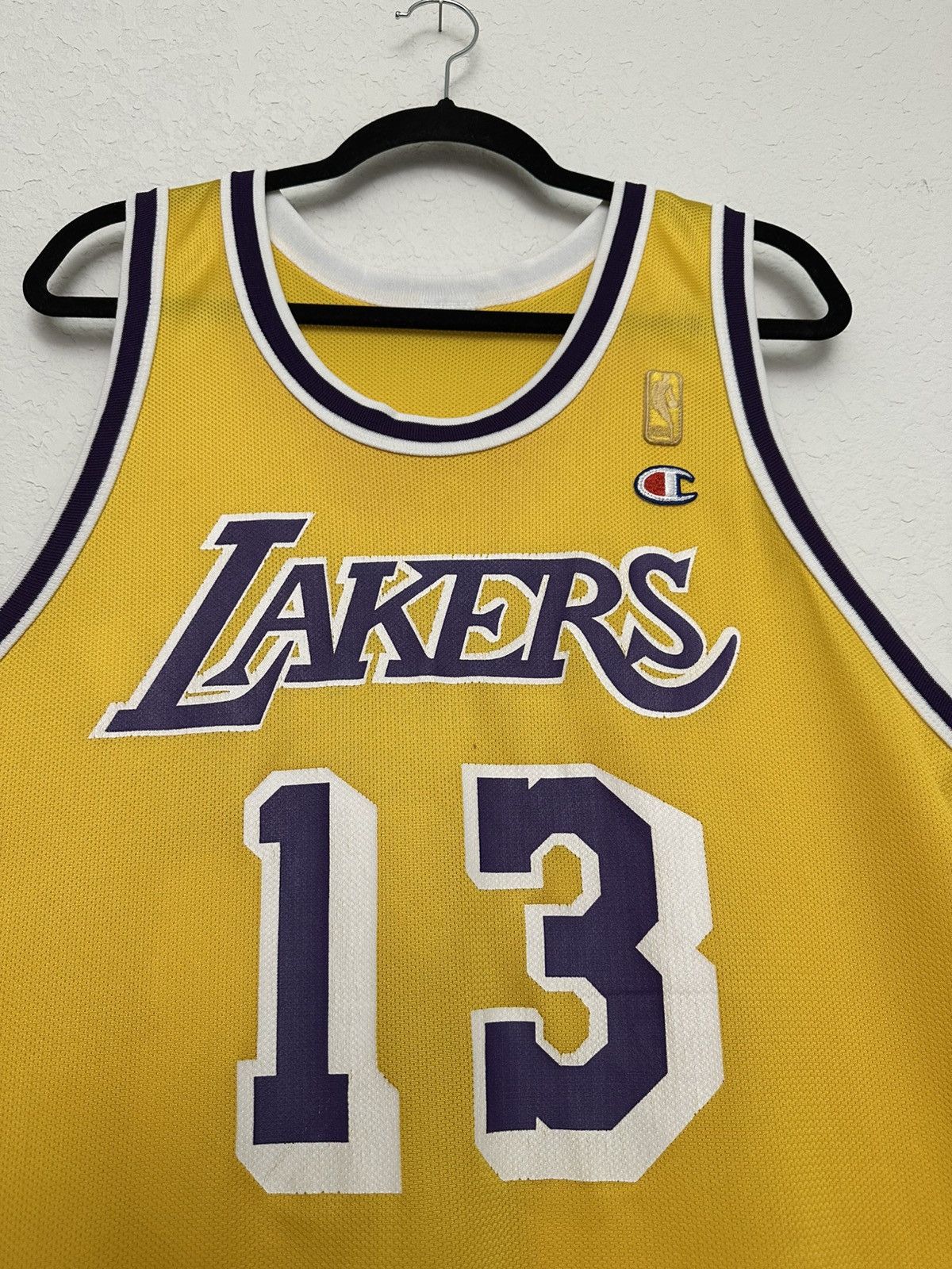 Champion × NBA × Vintage 90s Lakers Wilt Chamberlain Gold NBA Logo Champion Jersey Size US XL / EU 56 / 4 - 3 Thumbnail