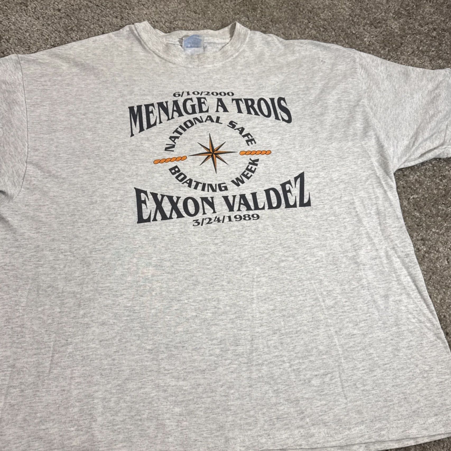 Hanes VINTAGE Exxon Valdez Oil Spill T-Shirt Hanes Gray XL Men Ménage A Trois Boating Safety 2000 Size US XL / EU 56 / 4 - 3 Thumbnail