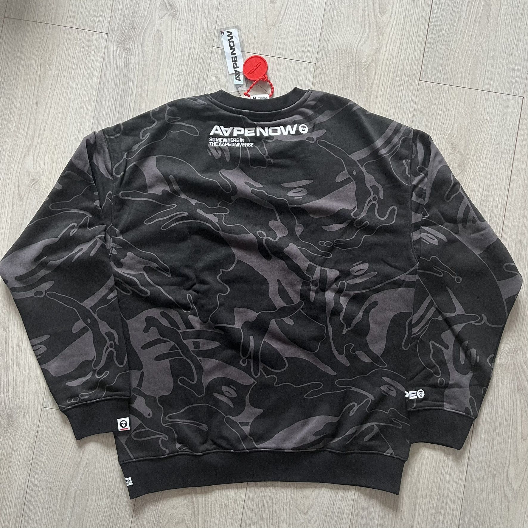 Aape AAPE By Bathing Ape Now Silicon Badge Camo Crewneck Size US L / EU 52-54 / 3 - 9 Thumbnail