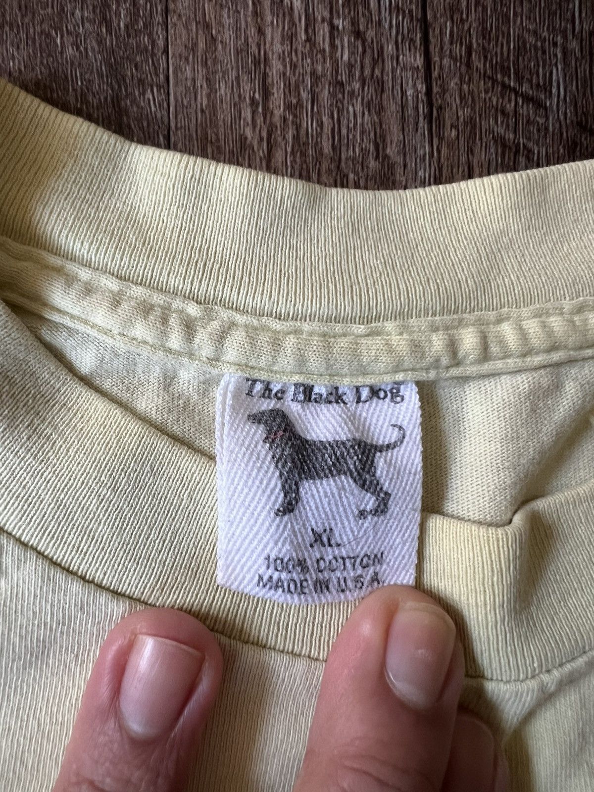Vintage The black dog Martha’s Vineyard shirt Size US XL / EU 56 / 4 - 3 Thumbnail