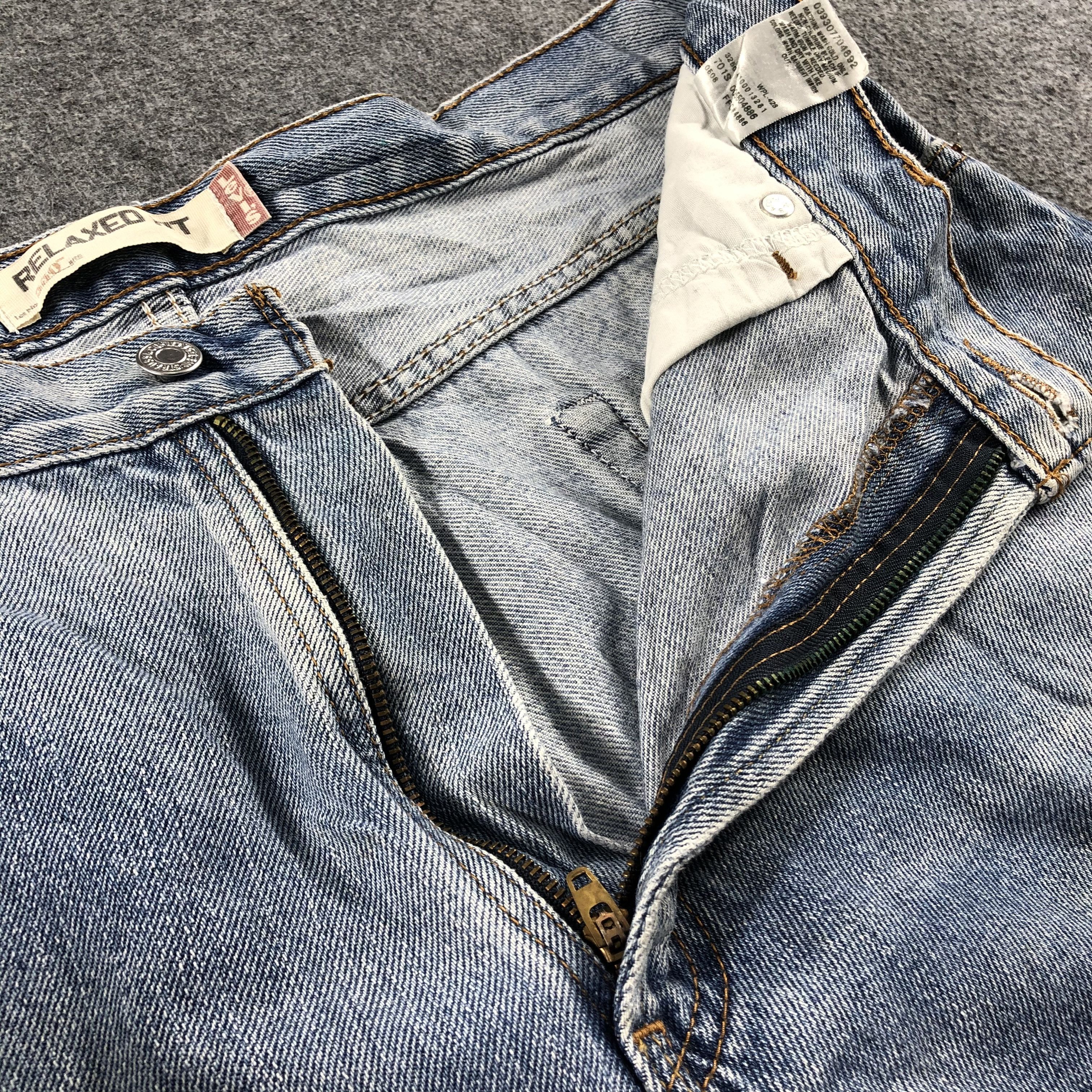 Levi's Vintage Blue Wash Levis 550 Jeans-J2638 Size US 34 / EU 50 - 10 Thumbnail