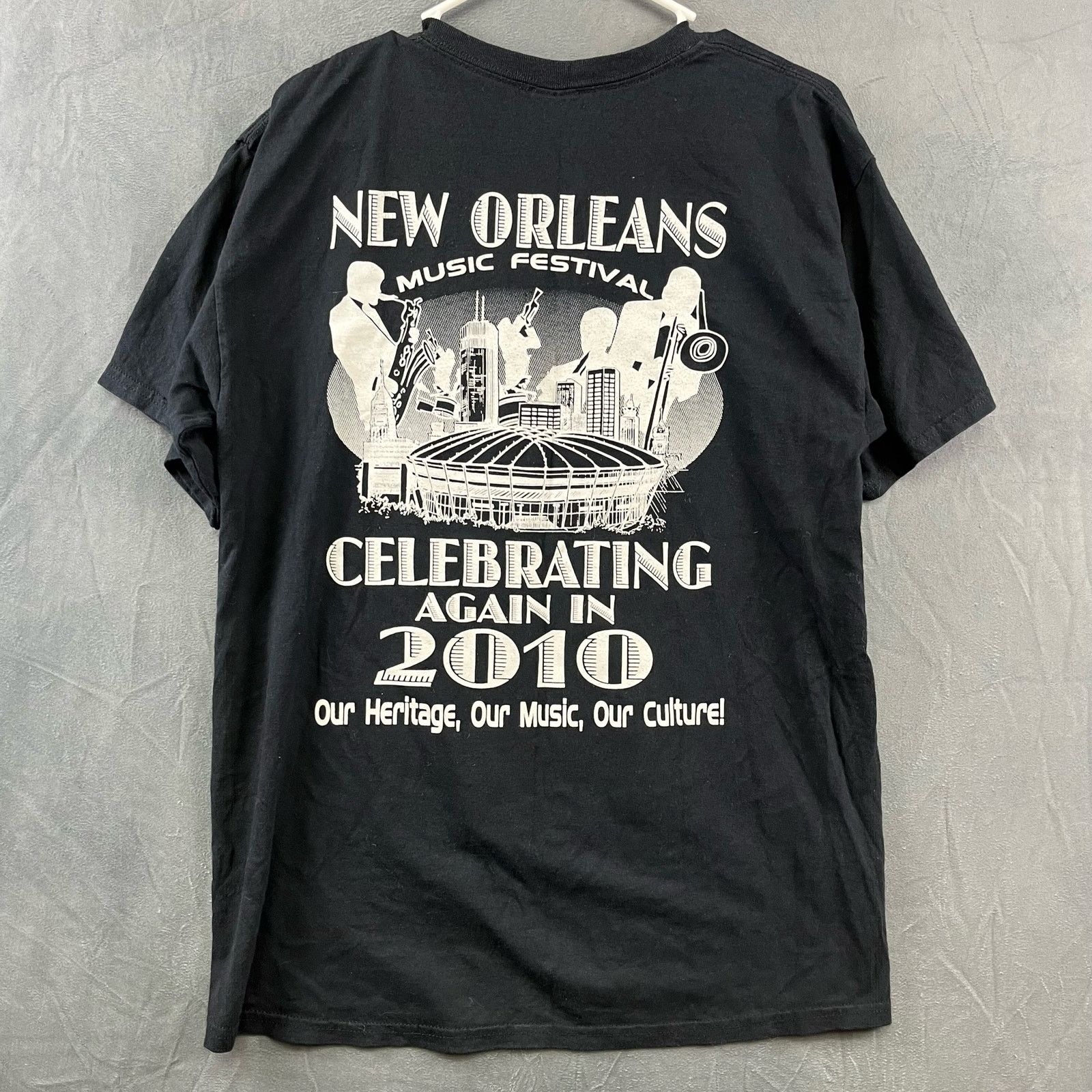 Gildan 2010 New Orleans Music Festival Shirt Graphic Jazz Music Size US L / EU 52-54 / 3 - 7 Thumbnail