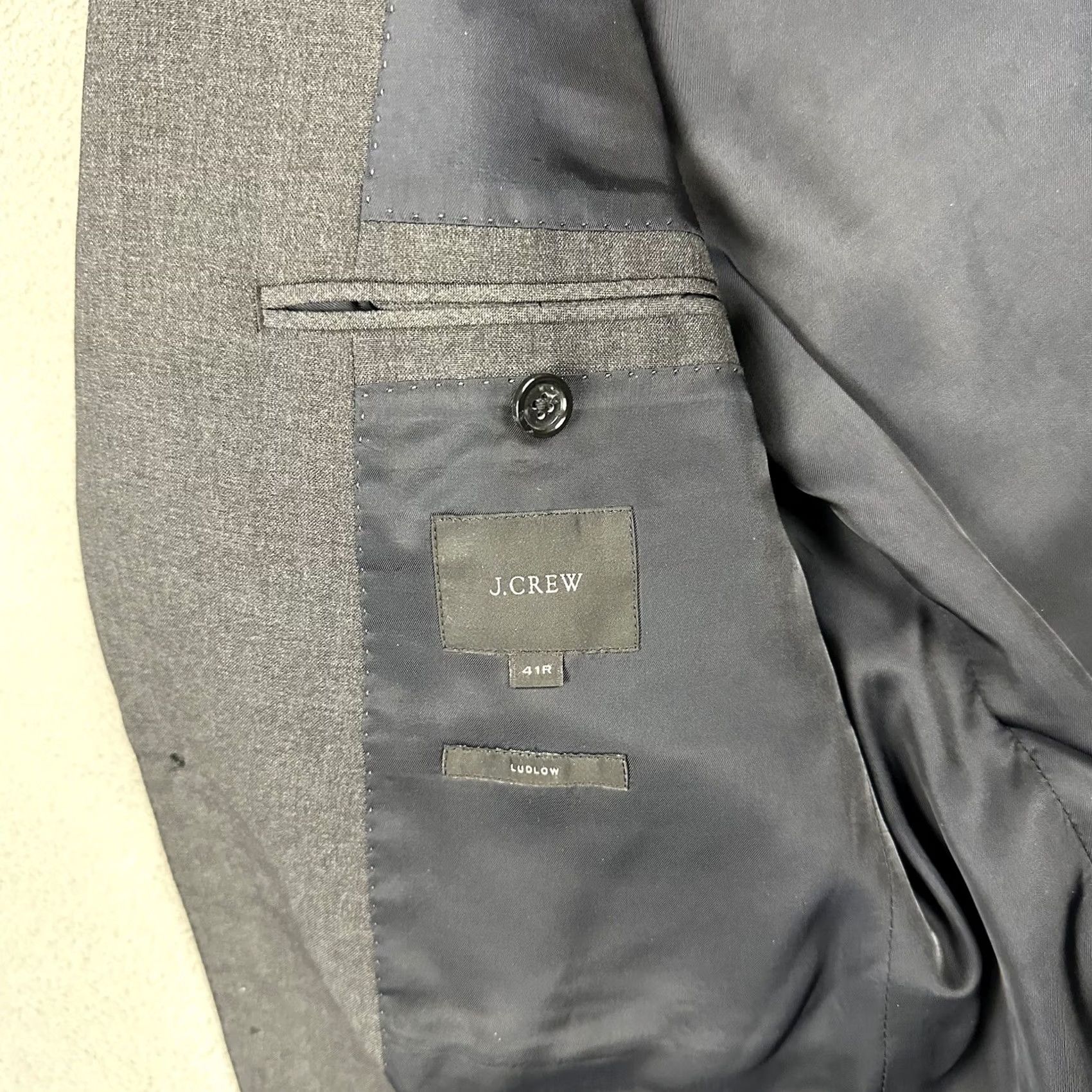 J.Crew J.CREW Blazer Wool Navy Blue Sport Coat Mens 41R Loro Piana Super 120's Notch Lapel Four-Button Flat Front Regular Fit Wool Blazer Navy Mens 41R Size 42R - 3 Thumbnail