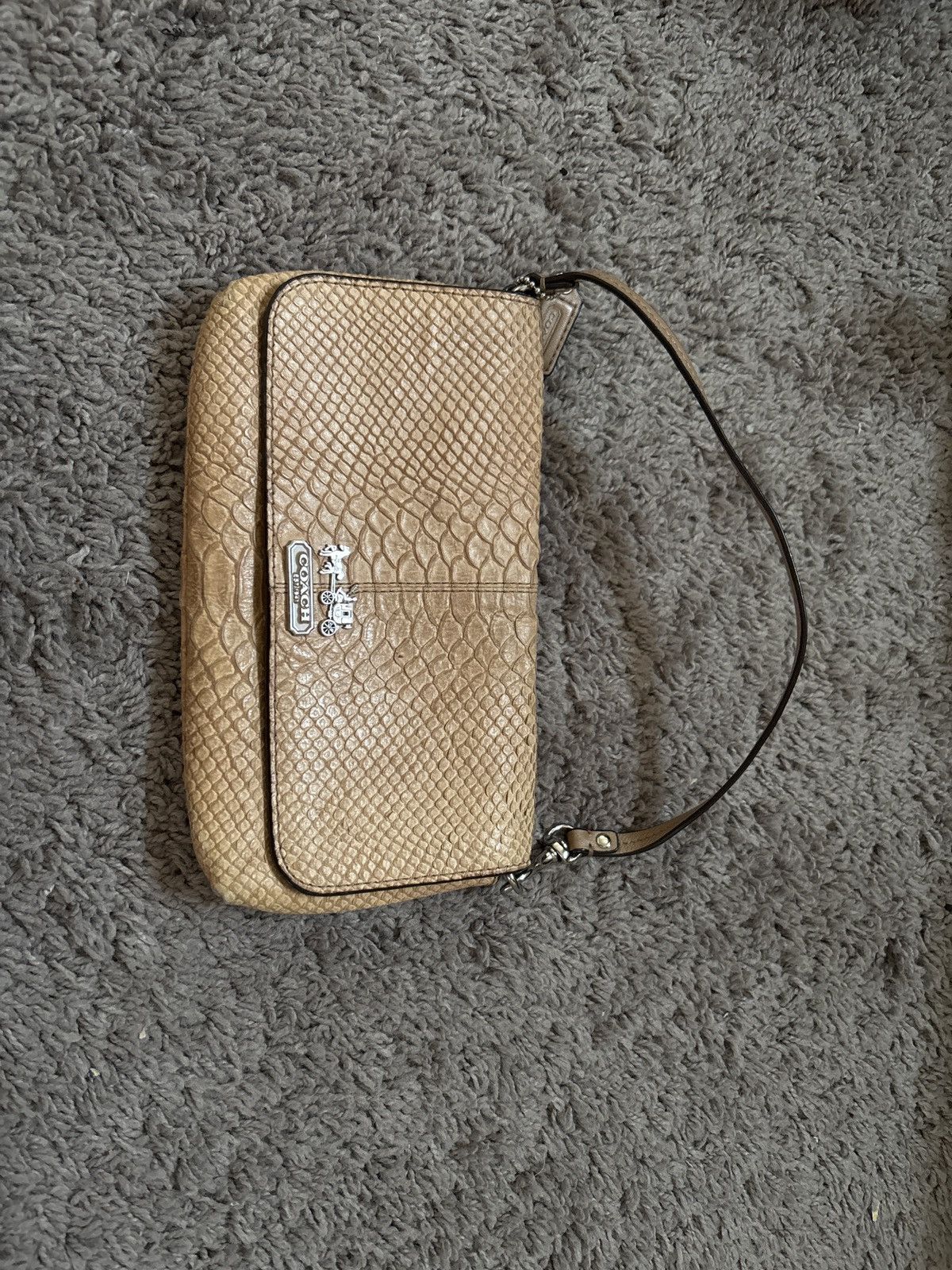 Coach Coach Alligator Skin Clutch/ Wristlet with removable strap Size ONE SIZE - 2 Thumbnail