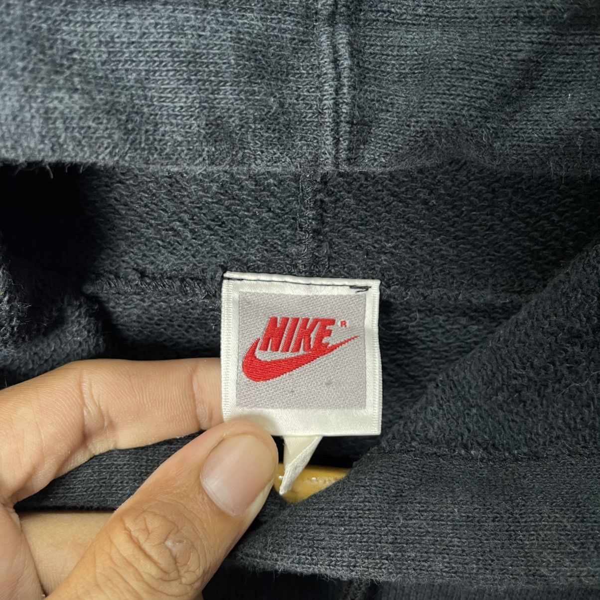 Nike Vintage Nike Big Swoosh Hoodie Black Pullover Size US M / EU 48-50 / 2 - 7 Thumbnail