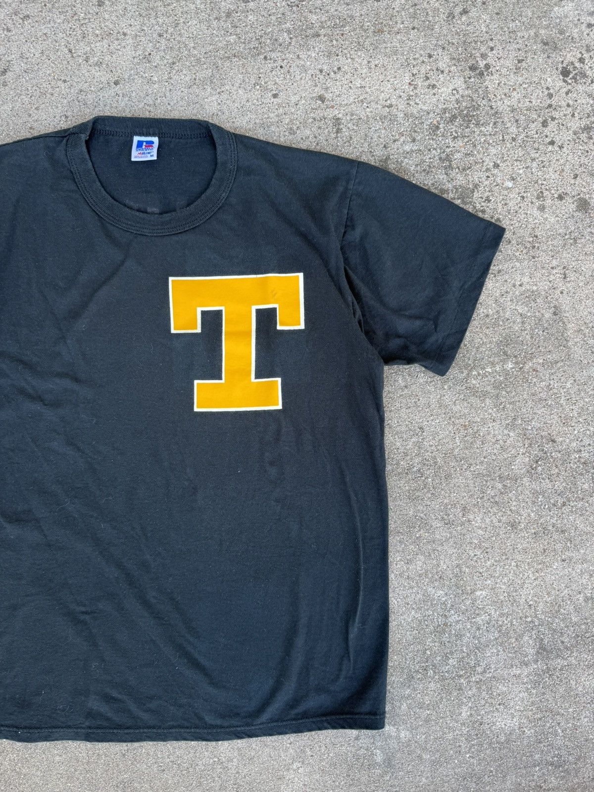 NCAA Vintage Tennessee Volunteers Russell Athletic Tee USA Medium Size US M / EU 48-50 / 2 - 5 Thumbnail