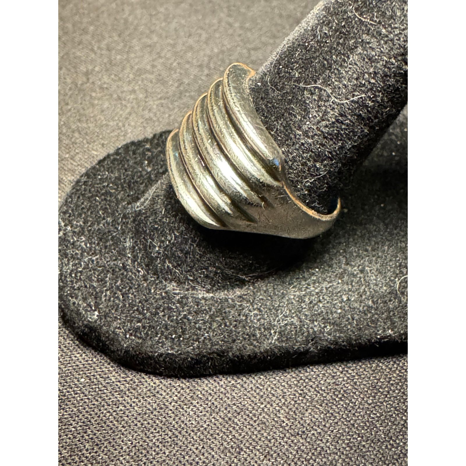 Other 925 Silver 7g Oxidized Dome Ribbed Band Spiral Ring Size 8 Size ONE SIZE - 3 Thumbnail