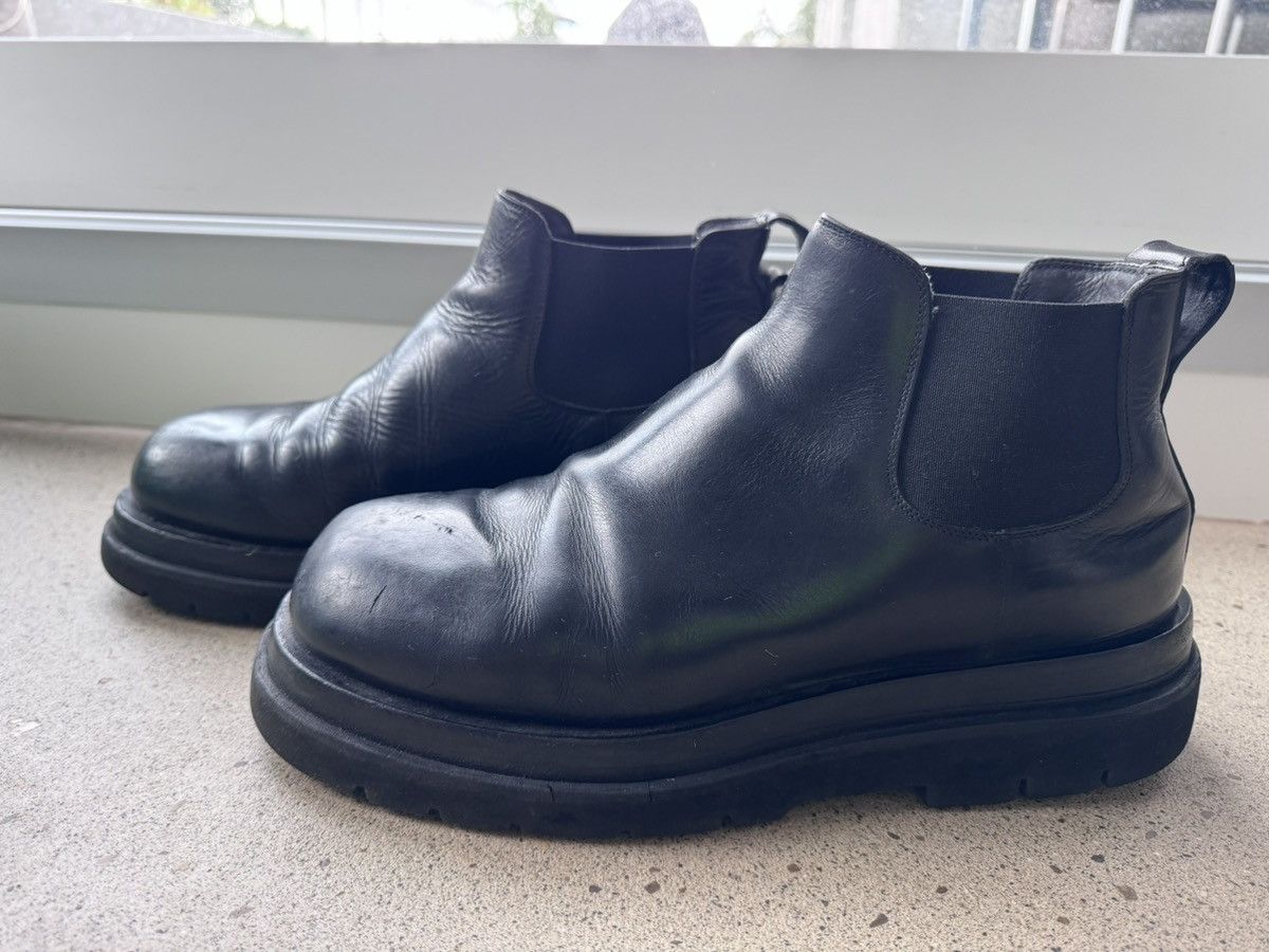 Bottega Veneta Bottega Veneta Lug Chelsea Ankle Boots Size US 10.5 / EU 43-44 - 2 Thumbnail