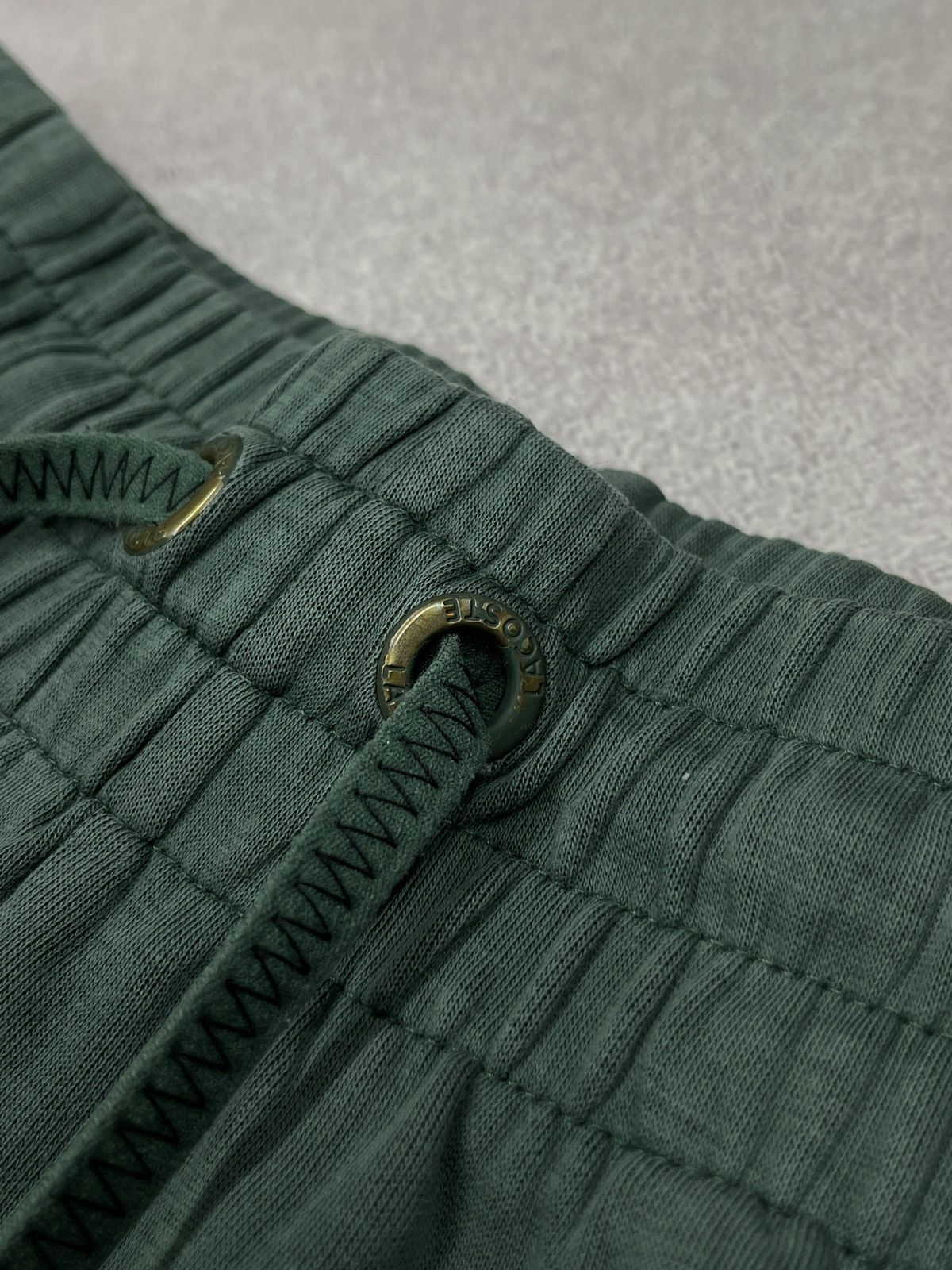 Lacoste Womens Lacoste Sweatpants Green Double Logo Size 26" / US 2 / IT 38 - 11 Thumbnail