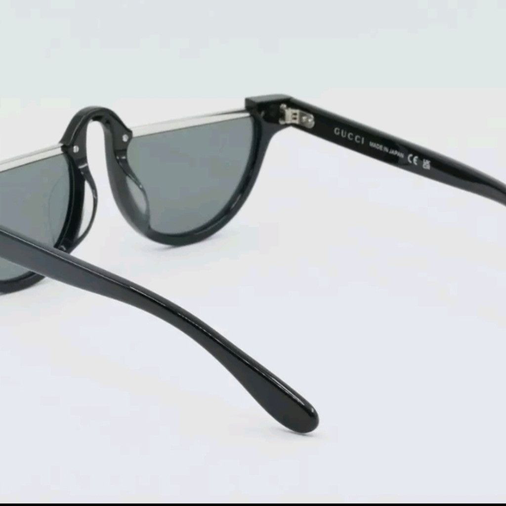 Gucci Gucci Runaway Novelty Mirror Sunglasses, NWT, UNISEX Size ONE SIZE - 7 Thumbnail