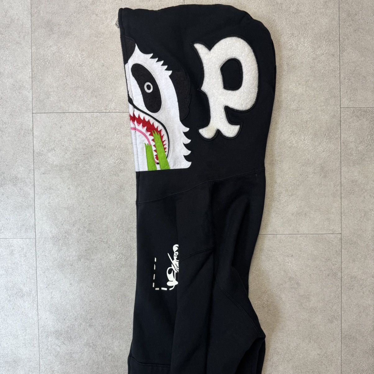 Bape BAPE PANDA Zip Up Hoodie A bathing Ape Size US L / EU 52-54 / 3 - 2 Thumbnail