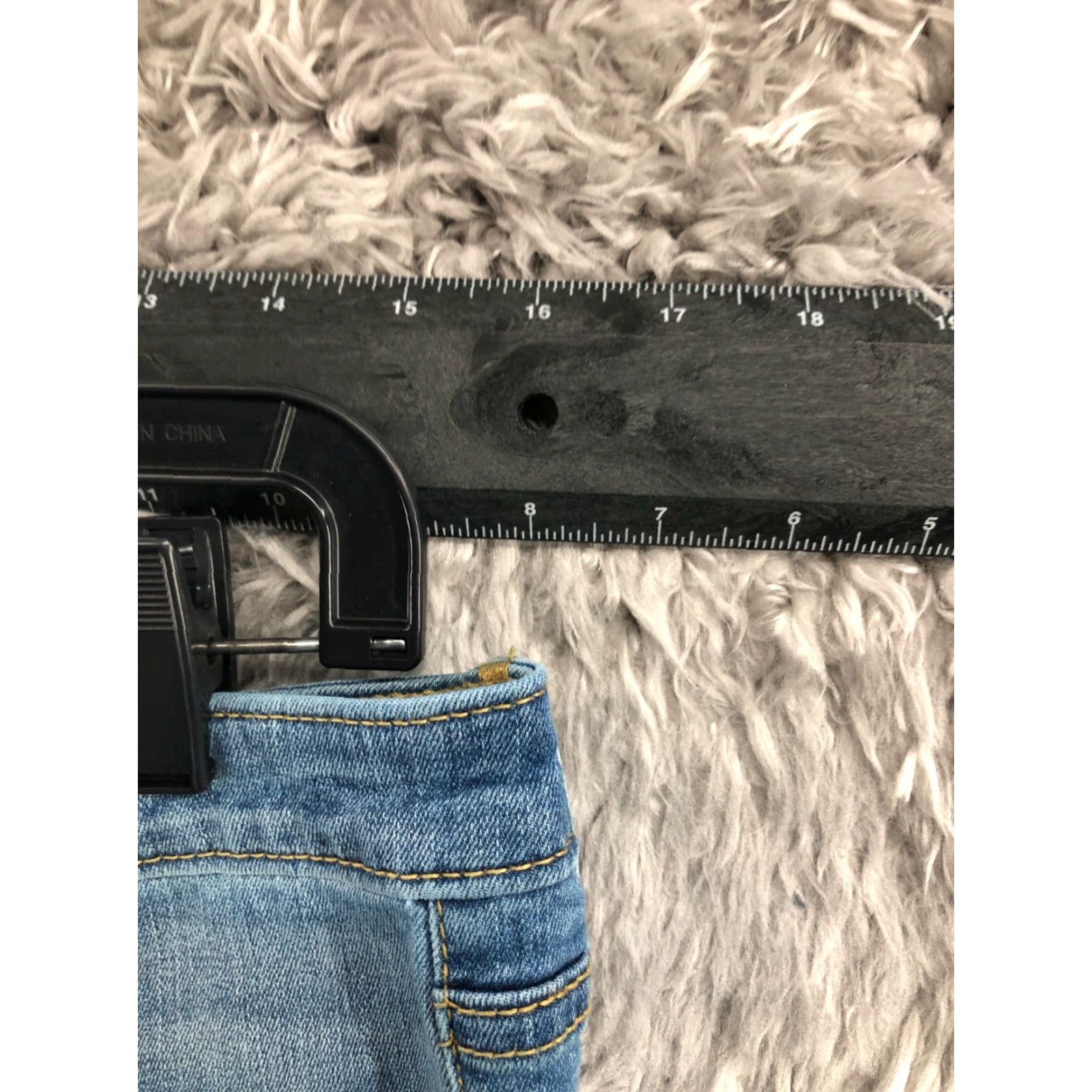 Mossimo Mossimo Mid Rise Jegging Size 12 Womens Medium Wash Blue Size 34" / US 12 / IT 48 - 2 Thumbnail