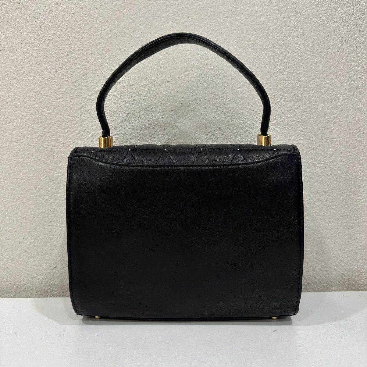 Valentino ‼️LD‼️ VALENTINO GARAVANI QUILTED VLOGO GOLD HARDWARE HANDBAG Size ONE SIZE - 3 Thumbnail