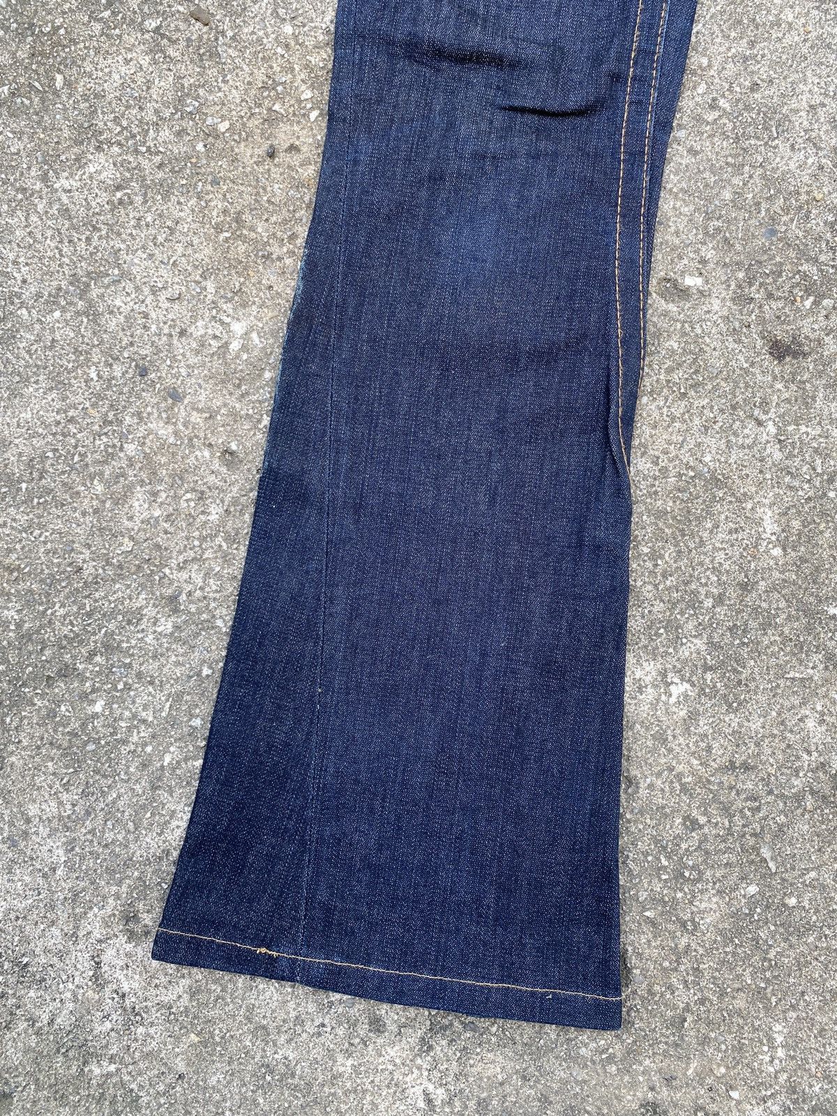 True Religion True Religion Indigo Blue Low Rise Flare Jeans Size 26" / US 2 / IT 38 - 8 Thumbnail