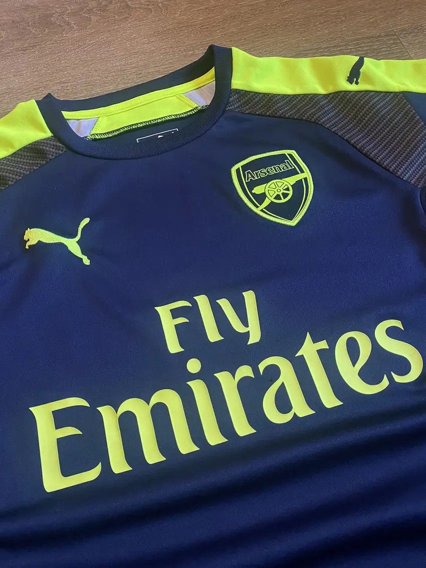 Puma × Vintage Vintage Arsenal FC Puma Soccer Kids Jersey Size XL Size US XL / EU 56 / 4 - 6 Thumbnail