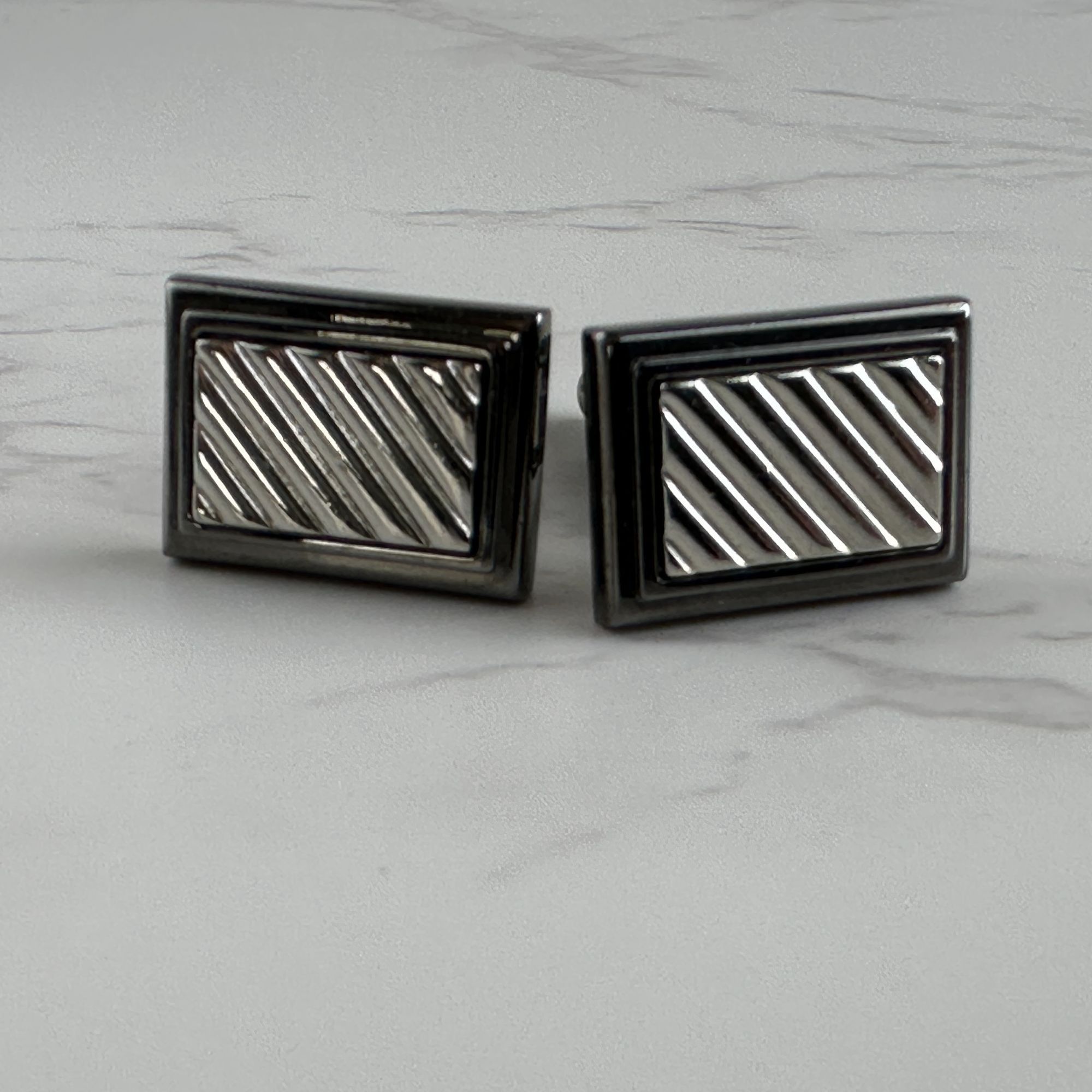 Vintage Gunmetal & Silver Rectangular Stripe Cufflinks For Men Size ONE SIZE - 8 Thumbnail