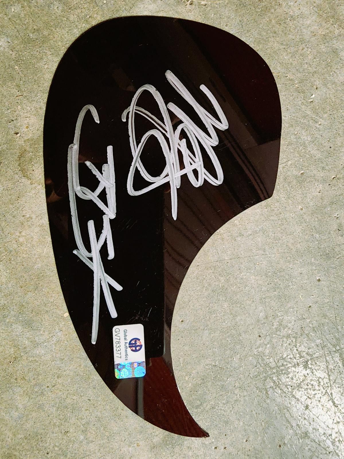 Unknown London Blake Shelton Miranda Lambert signed guitar pick guard. COA Size ONE SIZE - 1 Thumbnail