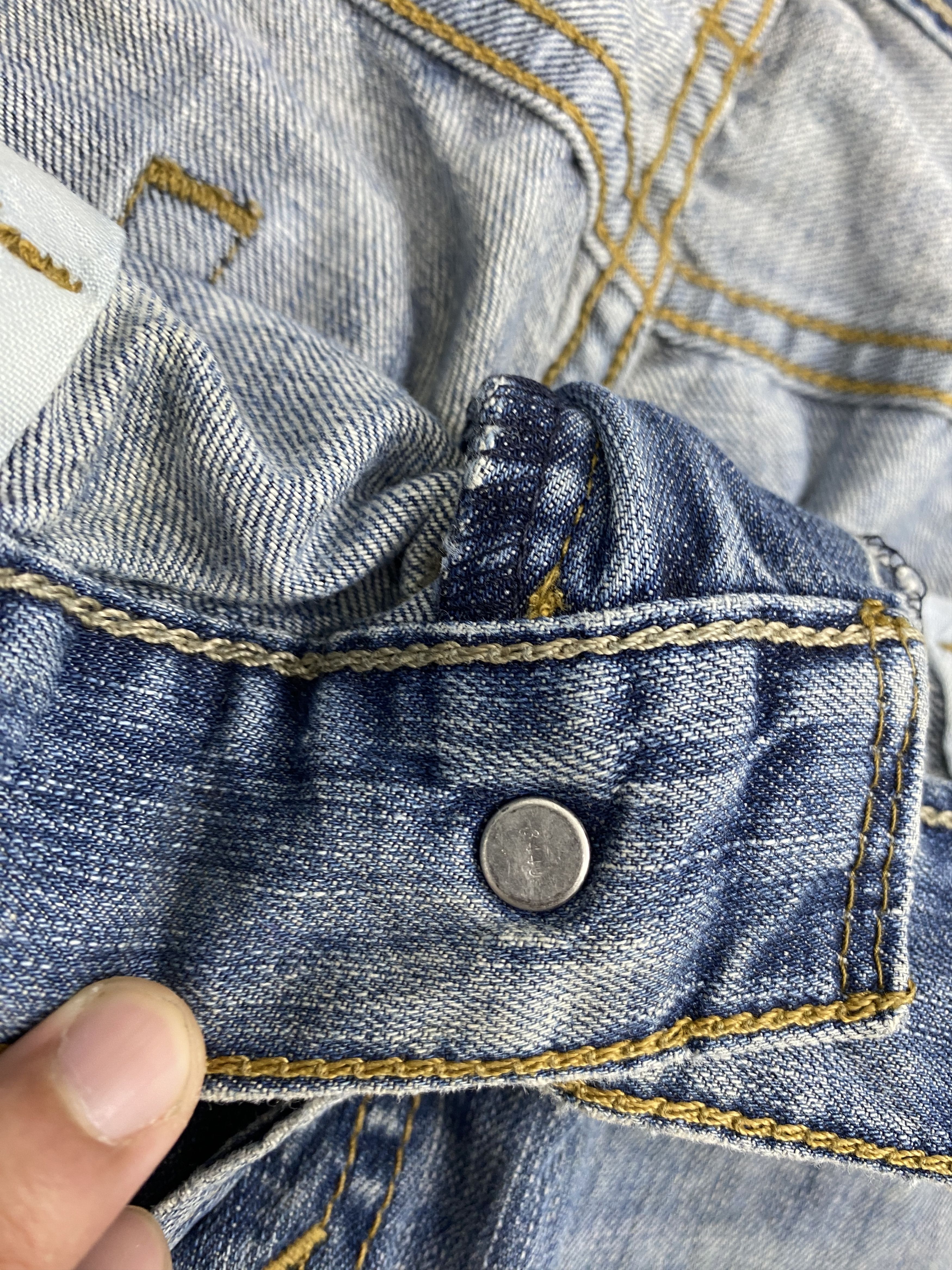 Levi's Vintage Levis 505 Faded Blue Jeans 33x29 S0040 Size US 33 - 15 Thumbnail