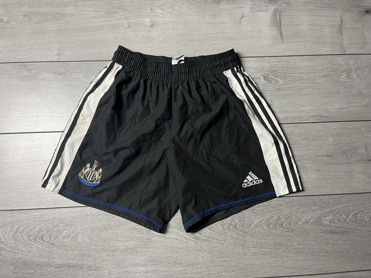Adidas Newcastle Football Shorts 2003/2005 Adidas Soccer England Size US 34 / EU 50 - 1 Thumbnail