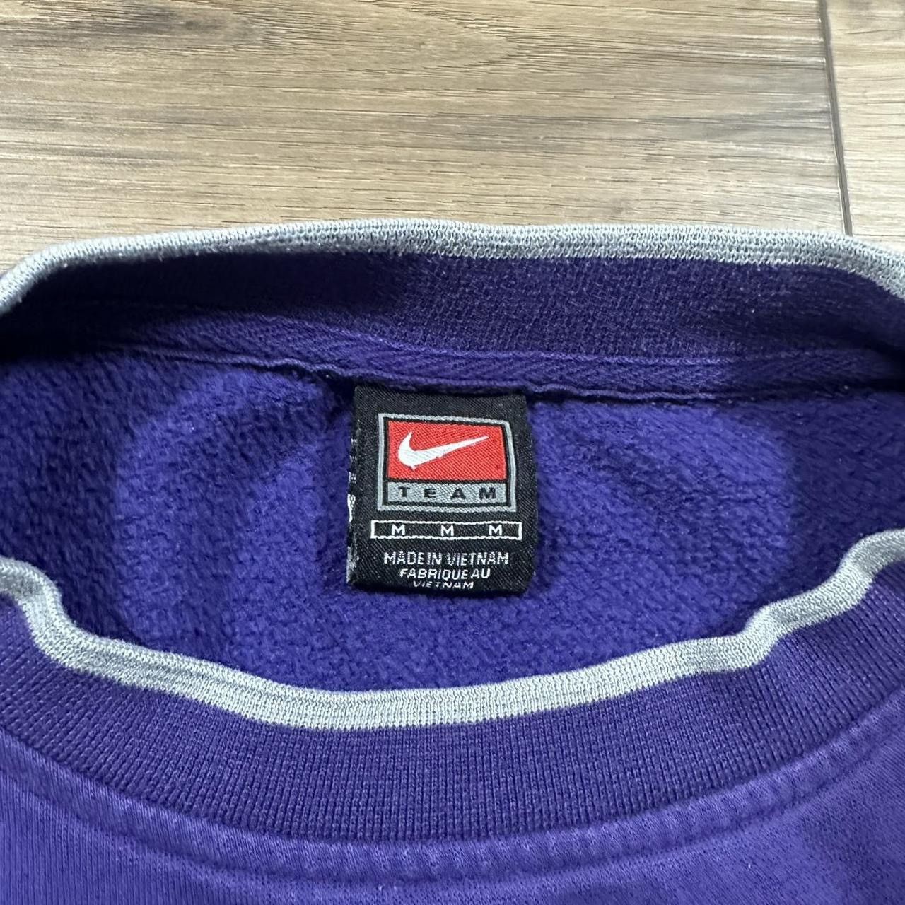 Nike Vintage 90s Nike Team Kansas State Center Swoosh Crewneck Size US M / EU 48-50 / 2 - 8 Thumbnail