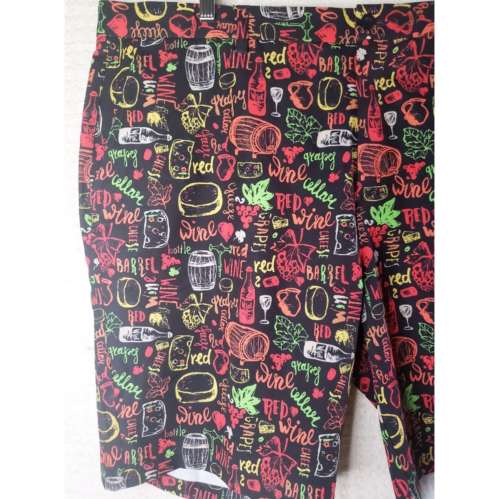 Vintage HRESKI Men’s Crazy Golf Shorts Wine & Cheese Theme Size 44 Inseam 10” NEW! Size US 44 / EU 60 - 2 Thumbnail