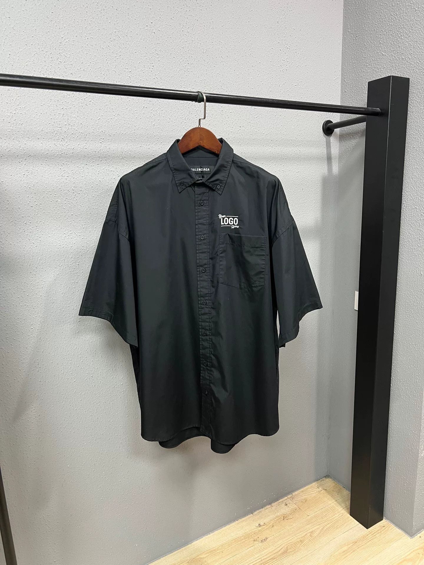 Balenciaga Balenciaga Embroidered Logo Shirt Size US M / EU 48-50 / 2 - 1 Thumbnail