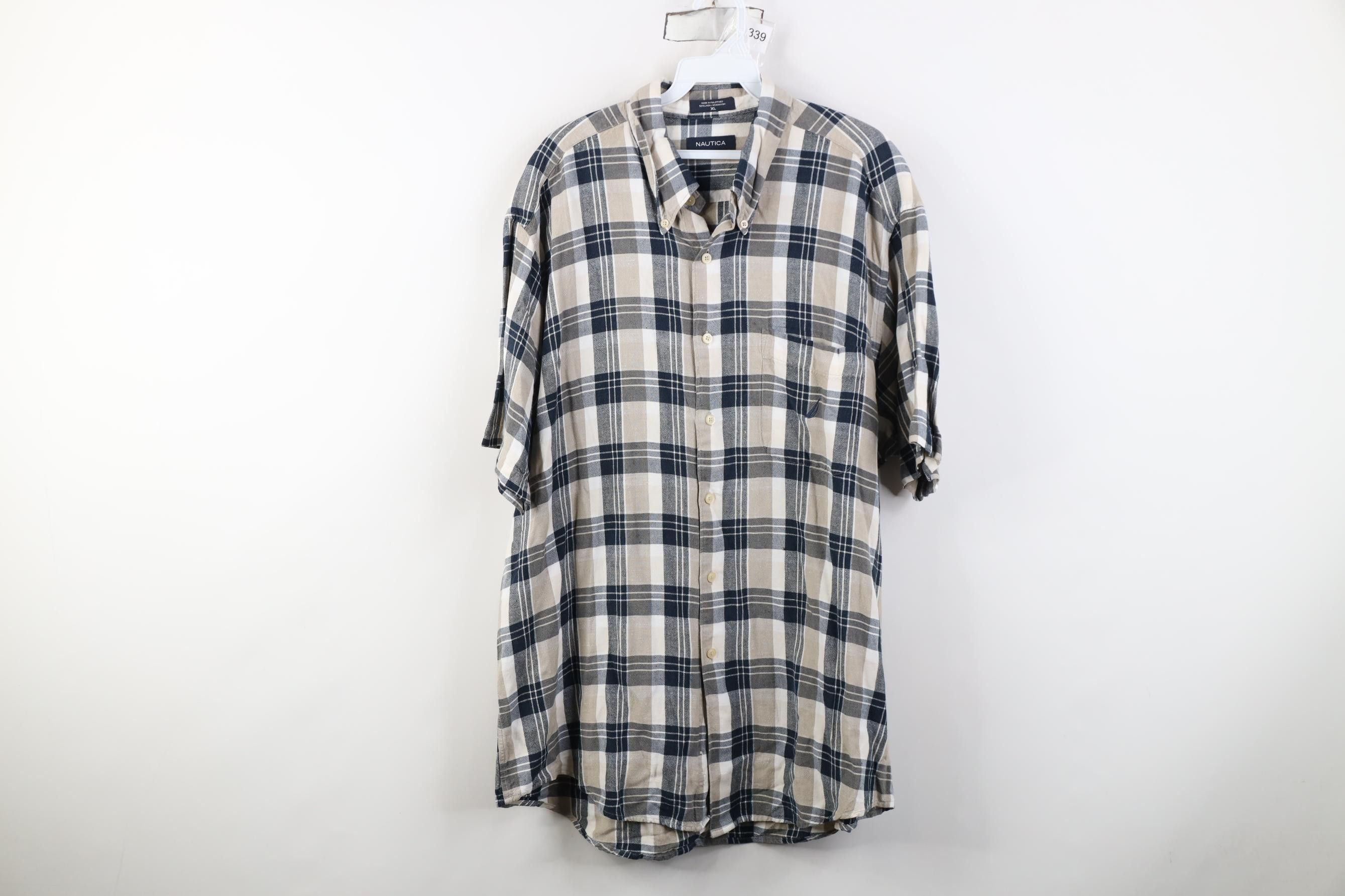 Nautica Vintage Nautica Gabardine Collared Button Down Shirt Plaid Size US XL / EU 56 / 4 - 1 Thumbnail
