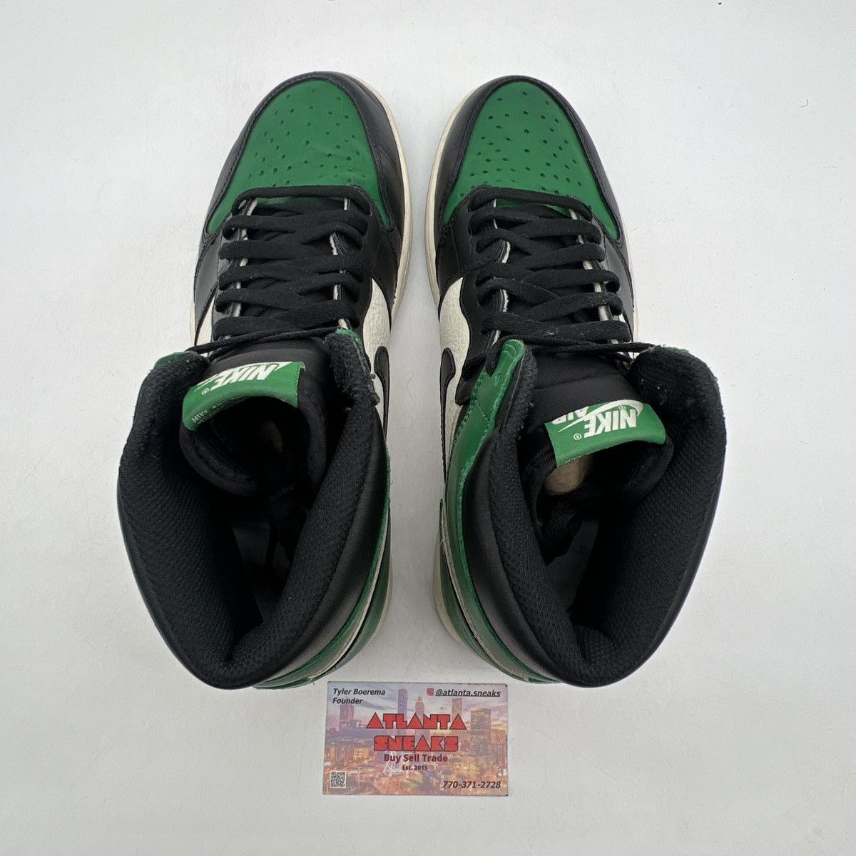 Nike Air Jordan 1 High pine green Size US 11 / EU 44 - 6 Thumbnail