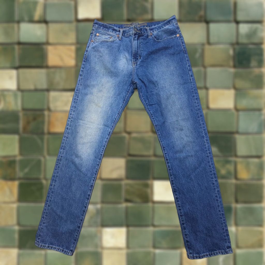 American Eagle Outfitters American Eagle Outfitters Jeans Mens 36 x 33 Hemmed Dark Blue 100% Cotton Straight Denim 5-Pocket USA Theme Mens Size 36 Regular Size US 36 / EU 52 - 1 Thumbnail