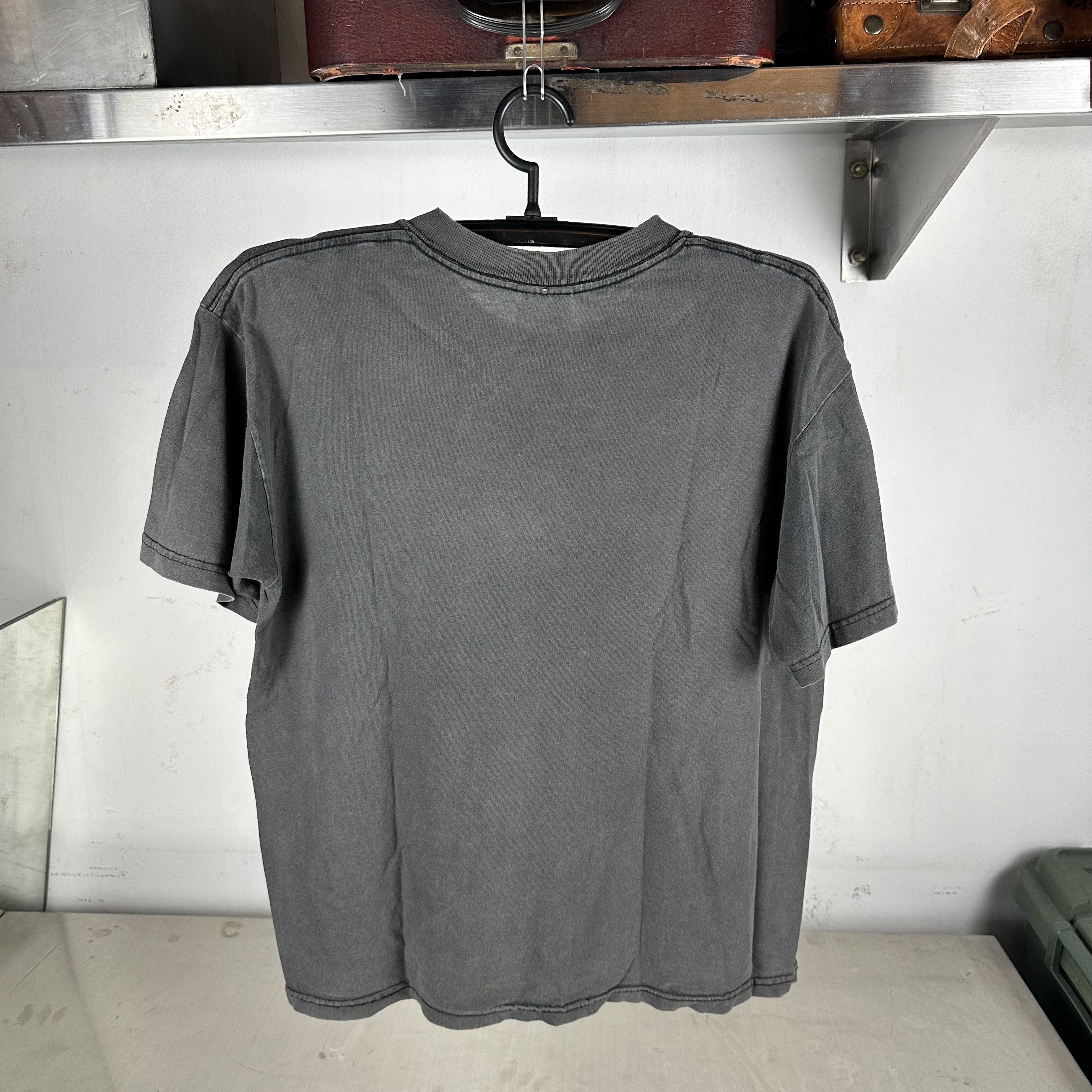 Vintage Vintage 1995 Moog Music Synthesizer Graphic Faded T-Shirt Size US M / EU 48-50 / 2 - 6 Thumbnail
