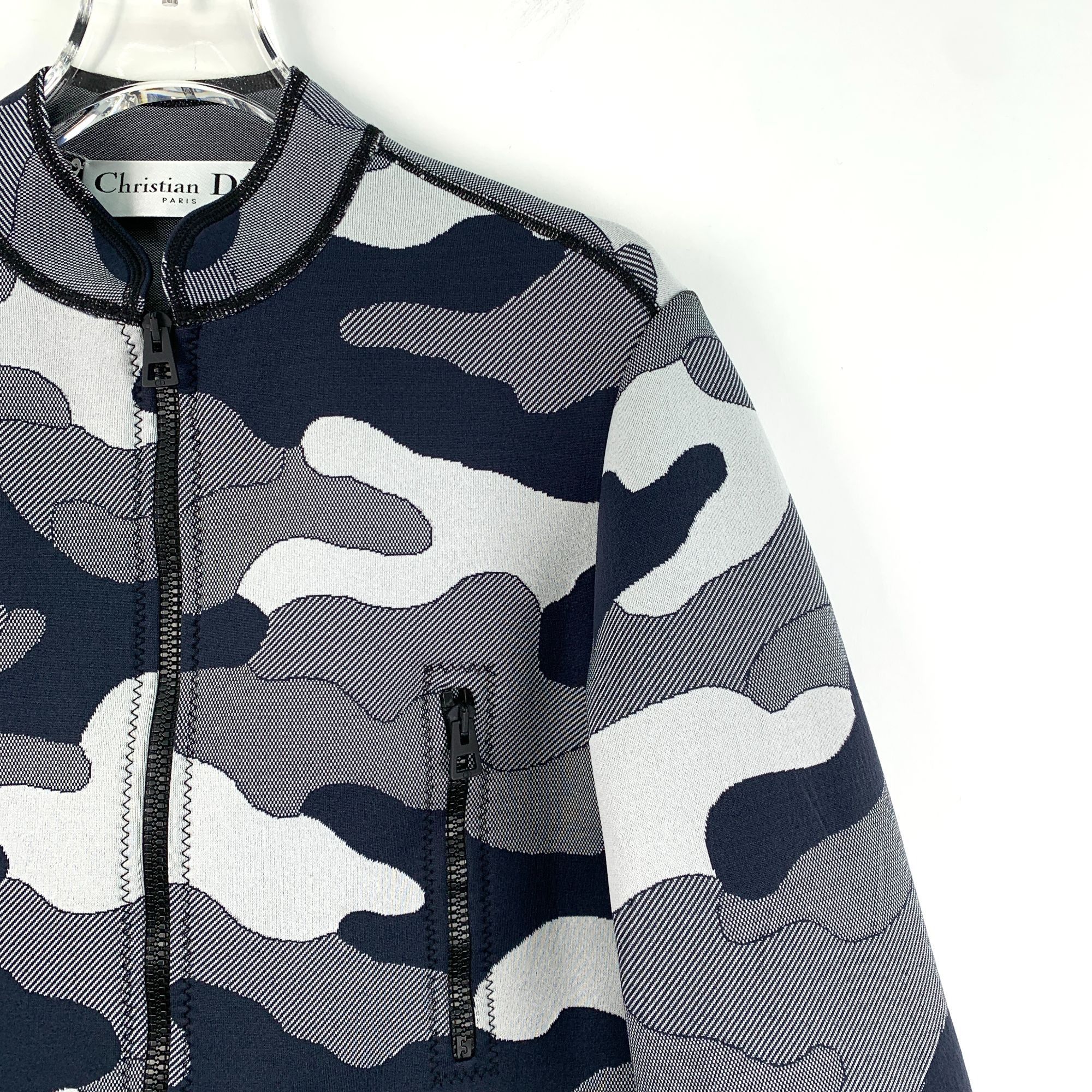 Dior CHRISTIAN DIOR GREY CAMO BOMBER JACKET WITH LOGO BAND SIZE 3 Size XS / US 0-2 / IT 36-38 - 6 Thumbnail