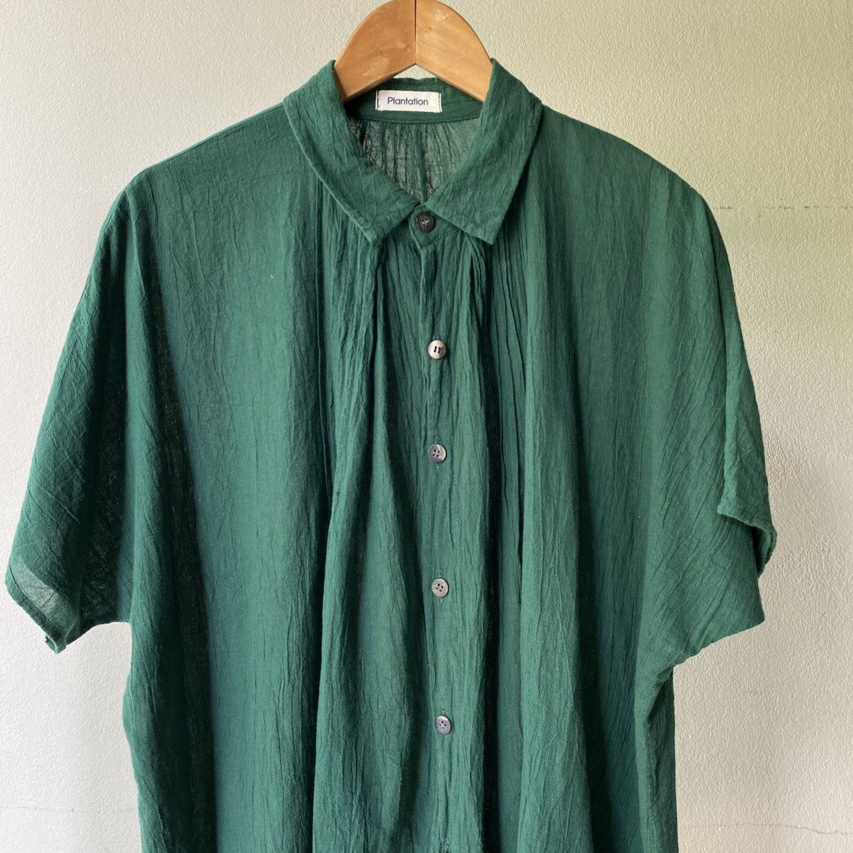 Issey Miyake Plantation Dark Green Pleated Short Sleeve Shirt Size M / US 6-8 / IT 42-44 - 10 Thumbnail