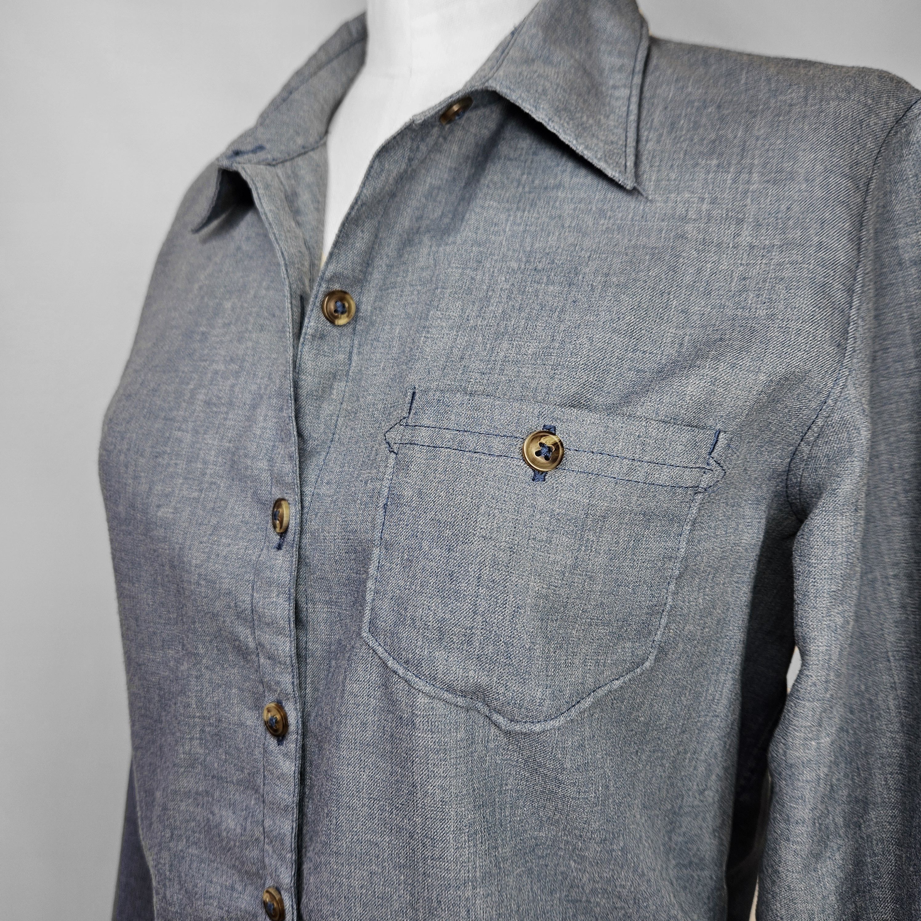 The North Face The North Face Size L Shirt Blue Chambray No-Tuck Button Size L / US 10 / IT 46 - 6 Thumbnail