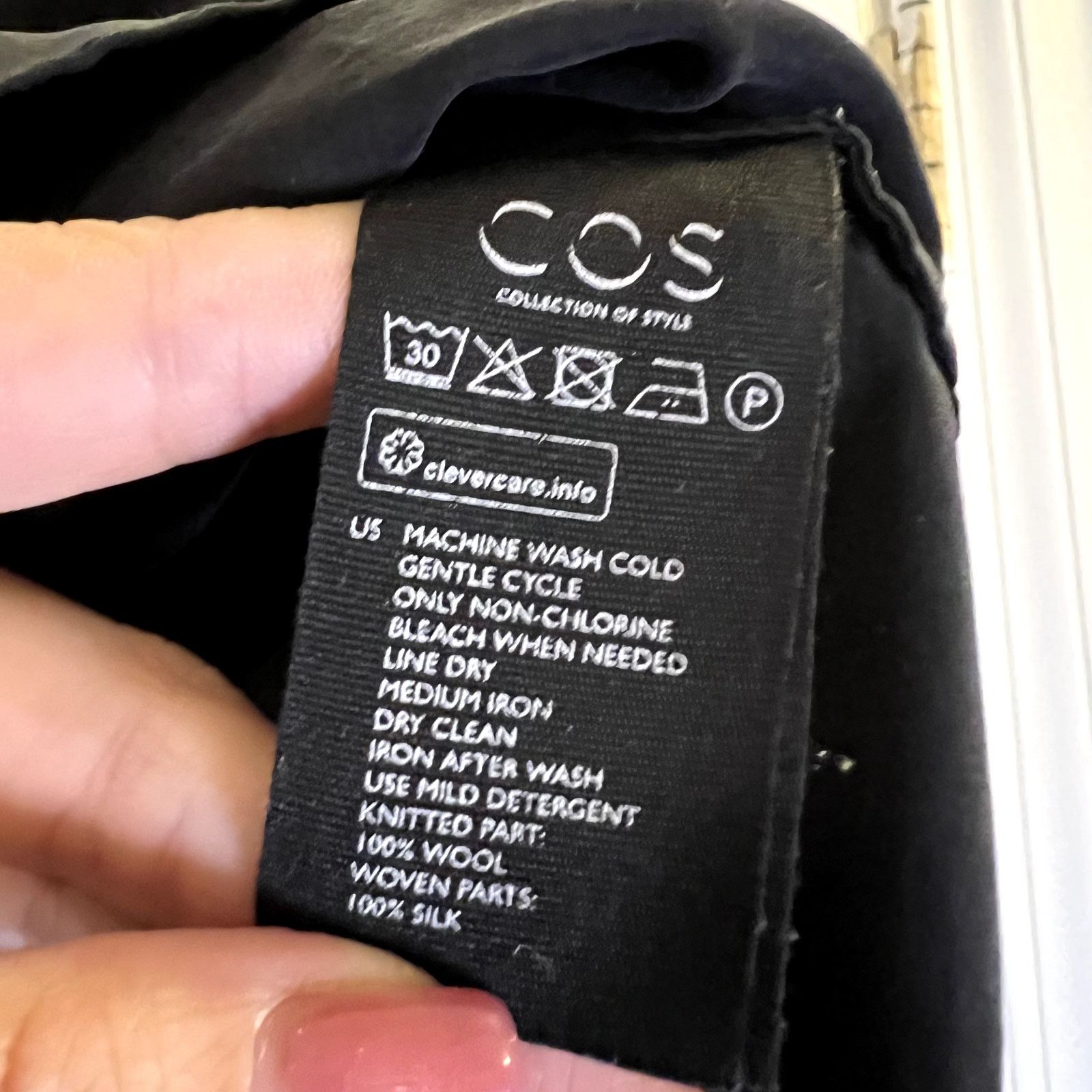 Cos Cos Wool Silk Black Turtleneck 3/4 sleeve sweater top S Size S / US 4 / IT 40 - 4 Thumbnail