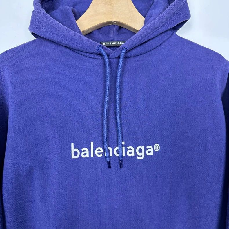 Balenciaga Balenciaga Copy write logo printed hoodie 2502-Nextarrow Size US XS / EU 42 / 0 - 3 Thumbnail